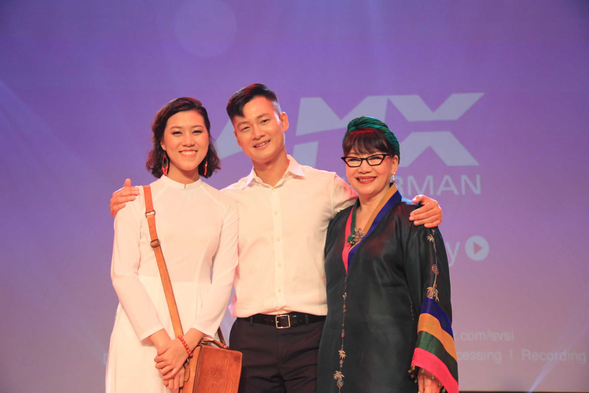 Gặp Hoàng Trang - giọng ca trẻ hát nhạc Trịnh Công Sơn đang gây sốt - Ảnh 4. Gặp Hoàng Trang - giọng ca trẻ hát nhạc Trịnh Công Sơn đang gây sốt - Ảnh 4.