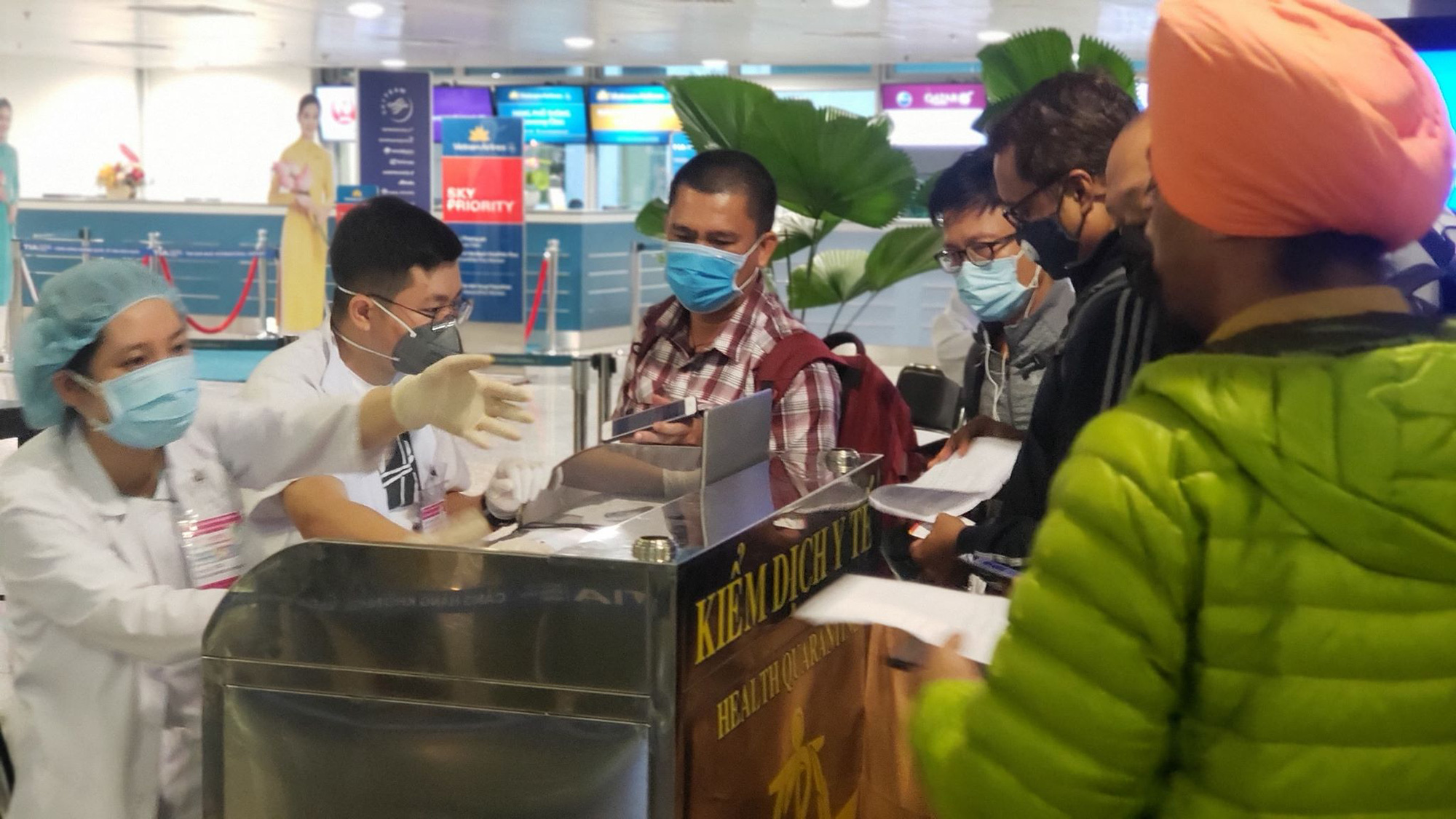 Bệnh nhân COVID-19 thứ 61, ca đầu tiên ở Ninh Thuận - Ảnh 1.