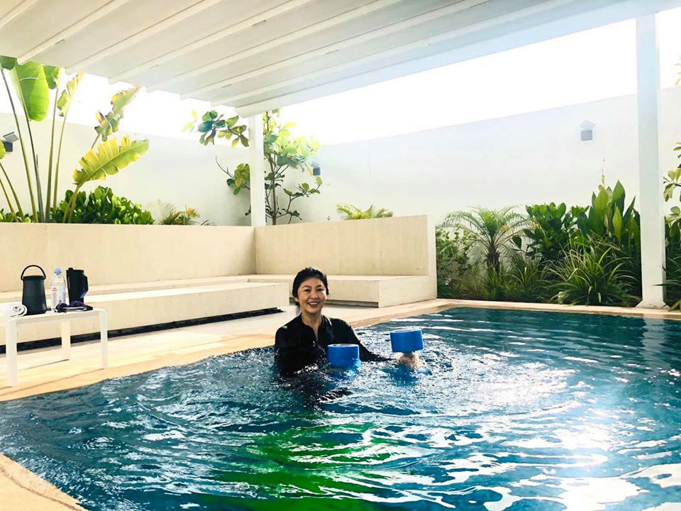 Cựu thủ tướng Thái Lan Yingluck bất ngờ lên Facebook chia sẻ cách vượt qua cách ly - Ảnh 1. Cựu thủ tướng Thái Lan Yingluck bất ngờ lên Facebook chia sẻ cách vượt qua cách ly - Ảnh 1.