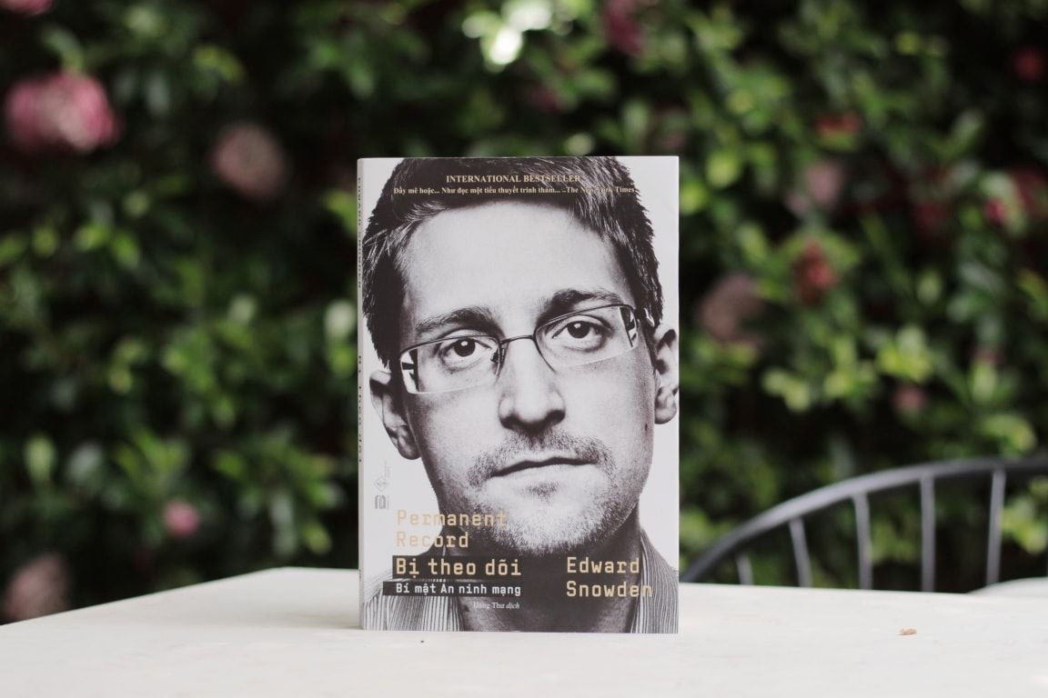 Thế giới ta đang sống dưới mắt cựu điệp viên Edward Snowden - Ảnh 1. Thế giới ta đang sống dưới mắt cựu điệp viên Edward Snowden - Ảnh 1.