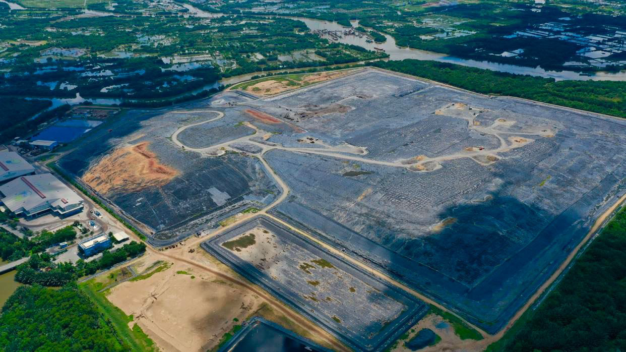 Yêu cầu bãi rác Đa Phước tăng cường giải pháp giảm mùi hôi - Ảnh 1. Yêu cầu bãi rác Đa Phước tăng cường giải pháp giảm mùi hôi - Ảnh 1.