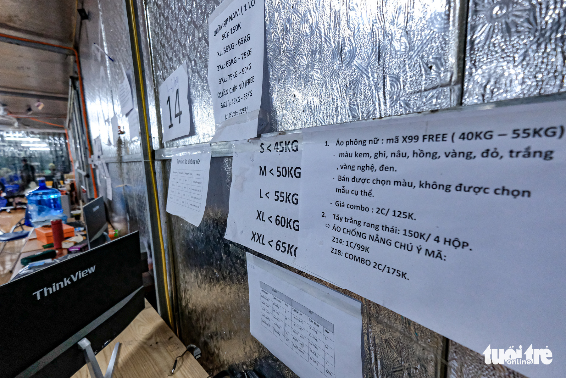 Kho hàng lậu khủng giữa Lào Cai: doanh thu mỗi tháng hơn 10 tỉ đồng - Ảnh 8. Kho hàng lậu khủng giữa Lào Cai: doanh thu mỗi tháng hơn 10 tỉ đồng - Ảnh 8.