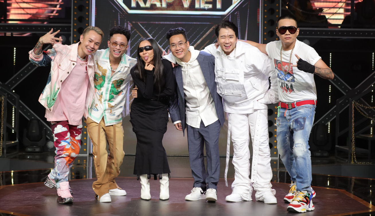 Rap Việt và King of Rap: Khán giả yêu rap phát rồ theo từng tập lên sóng - Ảnh 1. Rap Việt và King of Rap: Khán giả yêu rap phát rồ theo từng tập lên sóng - Ảnh 1.