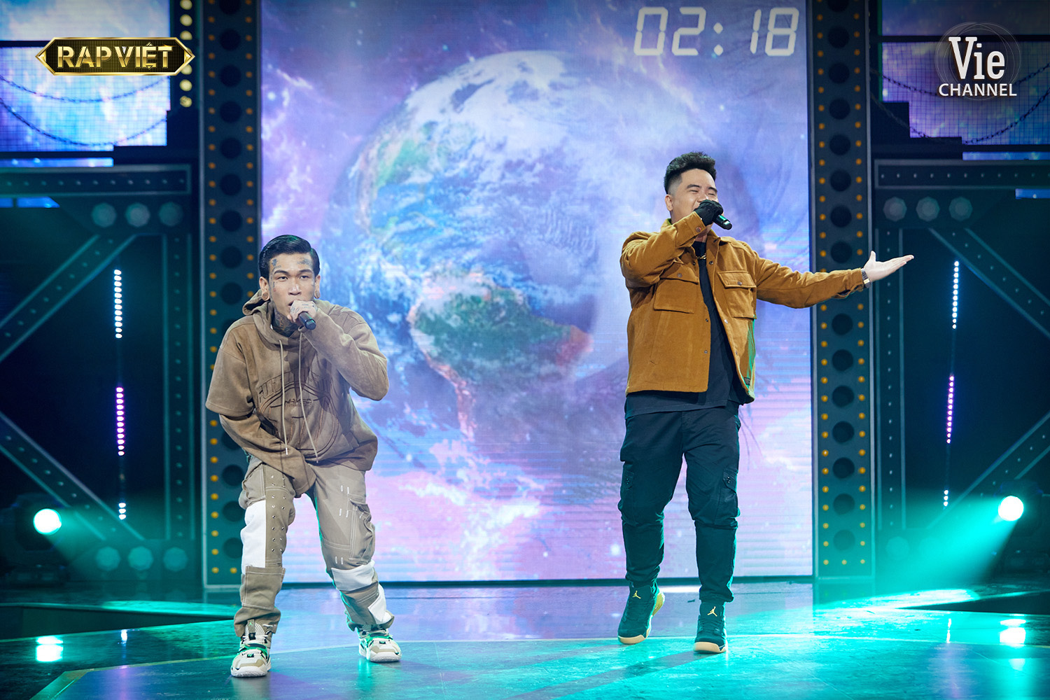 Đối đầu của Rap Việt: Suboi tung Nón Vàng cứu R.I.C - Ảnh 1. Đối đầu của Rap Việt: Suboi tung Nón Vàng cứu R.I.C - Ảnh 1.