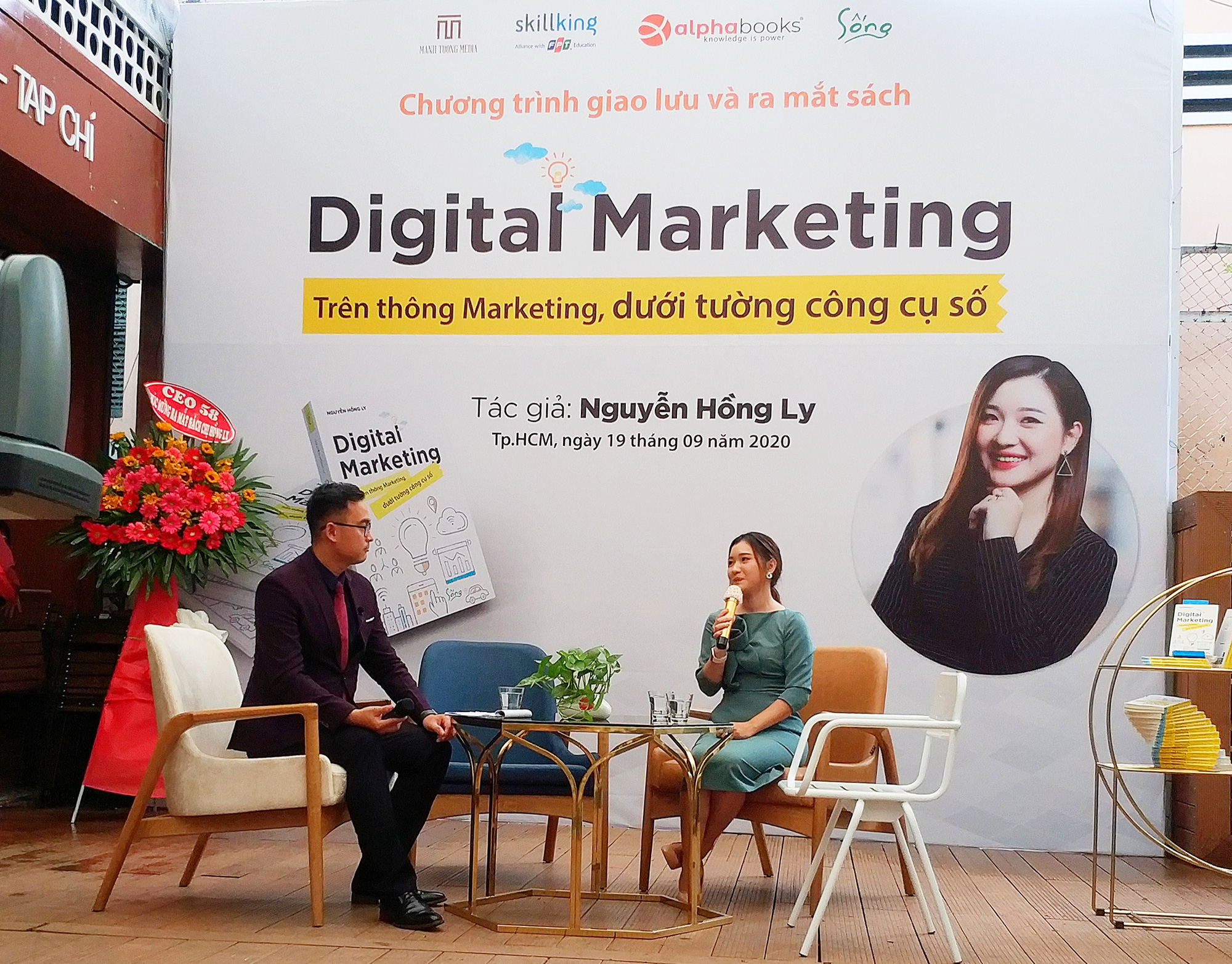 Ngành tiếp thị số ở Việt Nam đang hỗn tạp và đầy ảo tưởng - Ảnh 1. Ngành tiếp thị số ở Việt Nam đang hỗn tạp và đầy ảo tưởng - Ảnh 1.