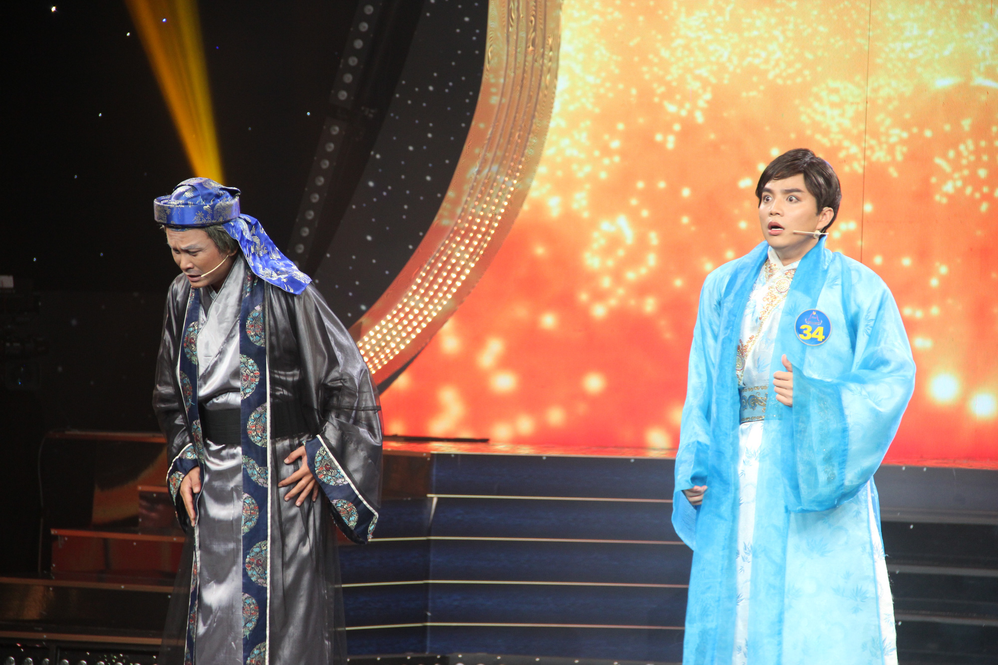 Nguyễn Quốc Nhựt đoạt Chuông vàng trong sự ngỡ ngàng - Ảnh 4. Nguyễn Quốc Nhựt đoạt Chuông vàng trong sự ngỡ ngàng - Ảnh 4.