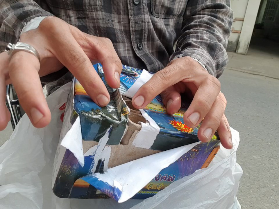 Pháo cấm tung hoành trên mạng - Ảnh 3.