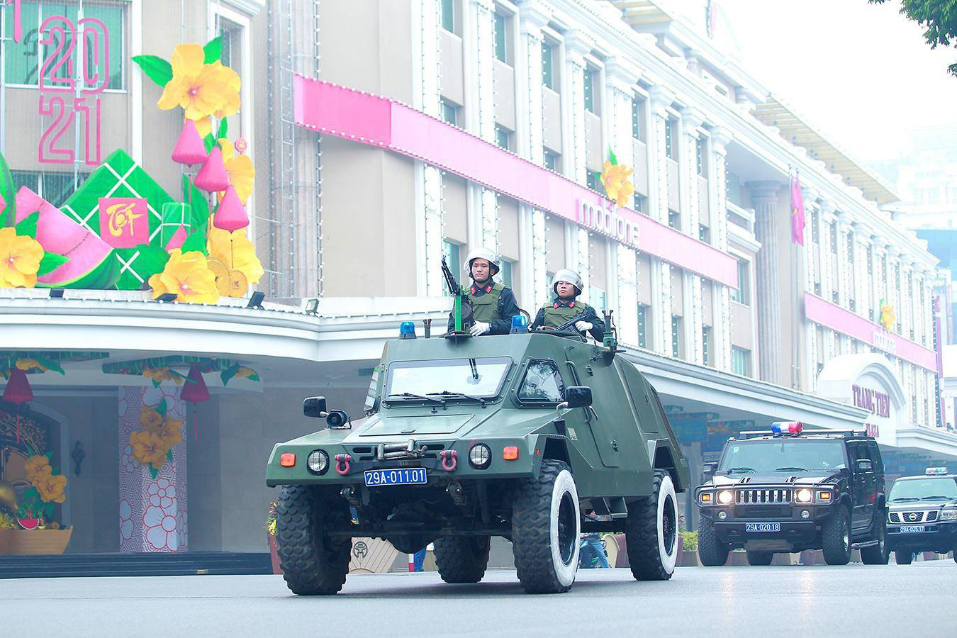 Công an Hà Nội huy động 100% quân số bảo vệ Đại hội Đảng lần thứ XIII - Ảnh 5. Công an Hà Nội huy động 100% quân số bảo vệ Đại hội Đảng lần thứ XIII - Ảnh 5.