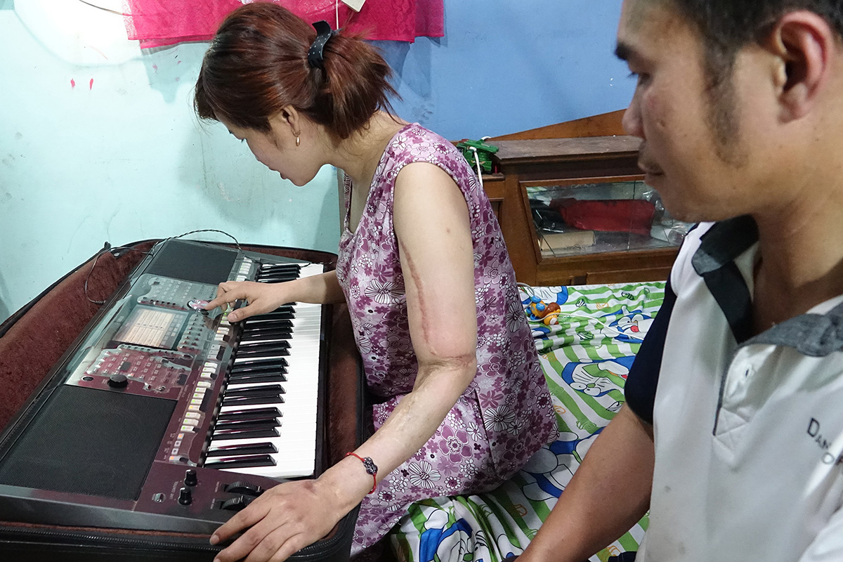 Chuyện tình những đôi đũa lệch - Kỳ 7: Mình ơi - thương lắm nghĩa tào khang - Ảnh 2. Chuyện tình những đôi đũa lệch - Kỳ 7: Mình ơi - thương lắm nghĩa tào khang - Ảnh 2.