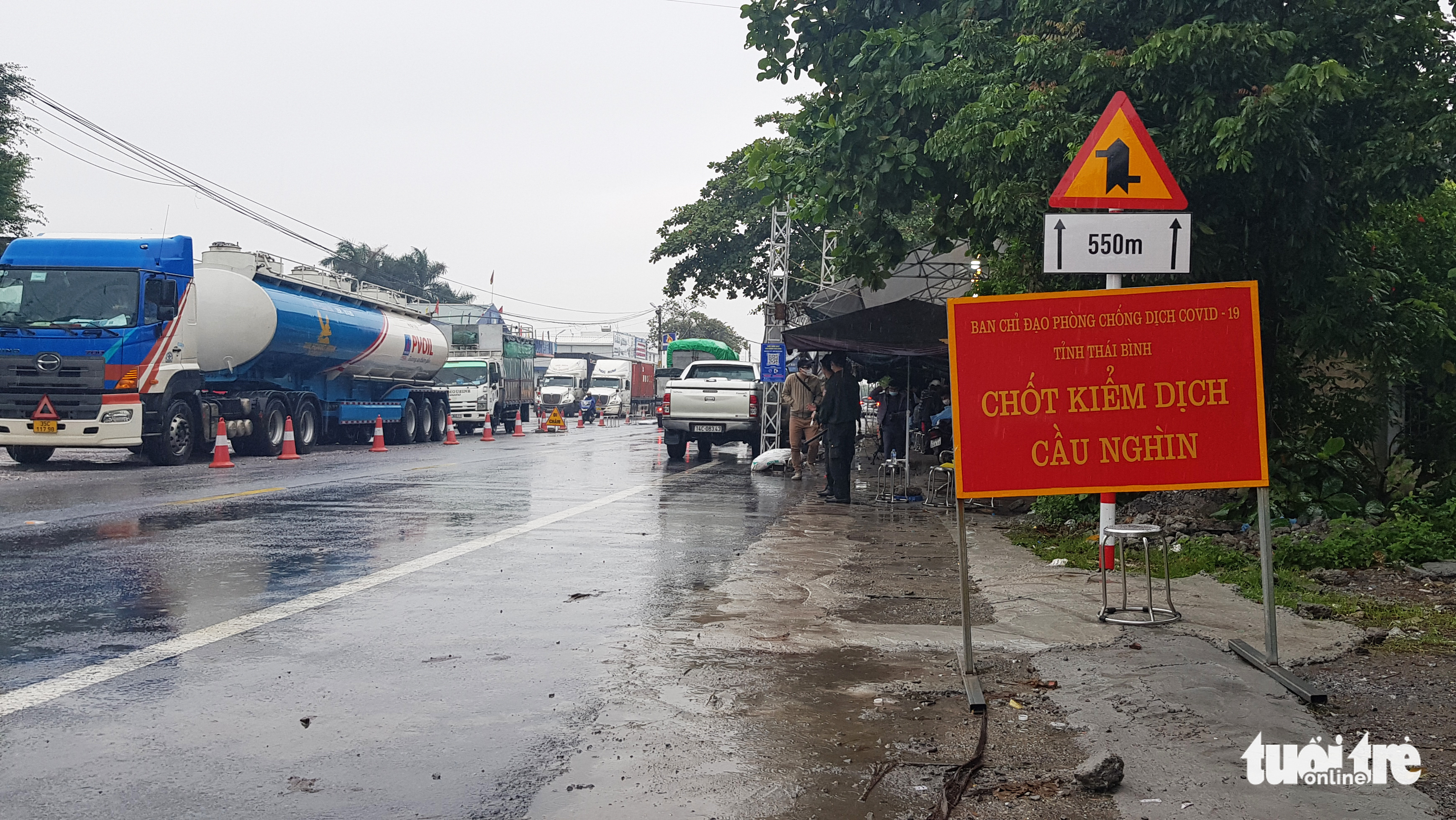 Thái Bình tạm dừng hoạt động các chốt kiểm soát cửa ngõ - Ảnh 1. Thái Bình tạm dừng hoạt động các chốt kiểm soát cửa ngõ - Ảnh 1.