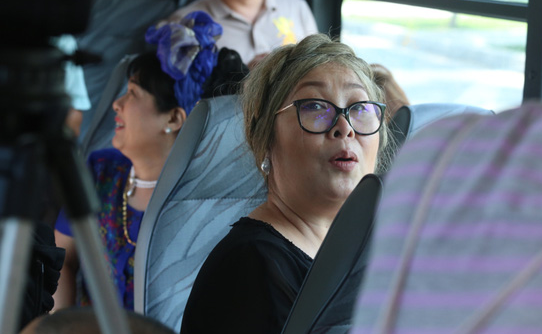 Trời ơi! Tức muốn chết: Chuyến xe của những số phận - Ảnh 1. Trời ơi! Tức muốn chết: Chuyến xe của những số phận - Ảnh 1.