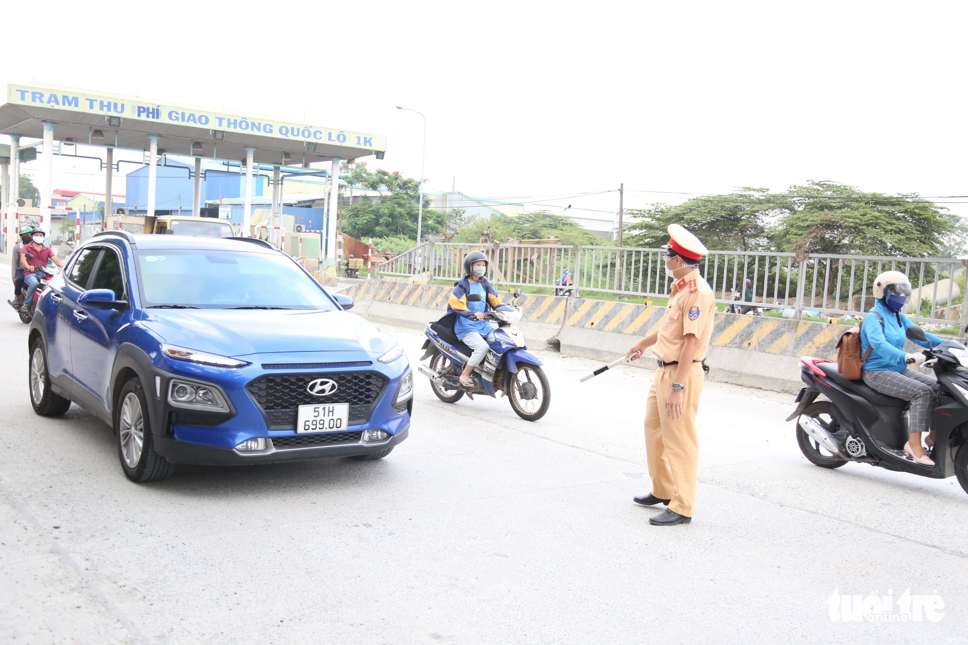 Phụ huynh đăng ký đón con về TP.HCM như thế nào? - Ảnh 1. Phụ huynh đăng ký đón con về TP.HCM như thế nào? - Ảnh 1.