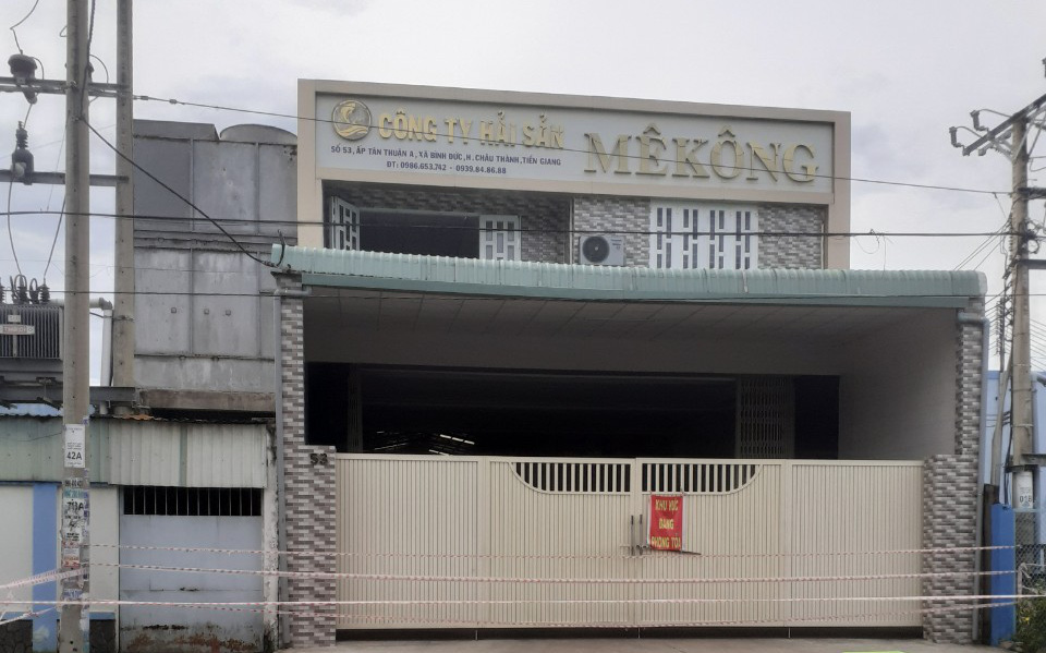  Giám đốc và nhiều thuộc cấp của Trung tâm Y tế huyện Trần Đề bị khởi tố - Ảnh 2.