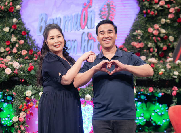 Hé lộ album cuối cùng của Phi Nhung, Hồng Vân ngừng dẫn Bạn muốn hẹn hò - Ảnh 3. Hé lộ album cuối cùng của Phi Nhung, Hồng Vân ngừng dẫn Bạn muốn hẹn hò - Ảnh 3.