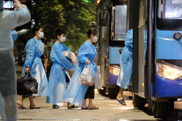 Không nên cách ly người về từ TP.HCM và các tỉnh phía Nam - Ảnh 1. Không nên cách ly người về từ TP.HCM và các tỉnh phía Nam - Ảnh 1.