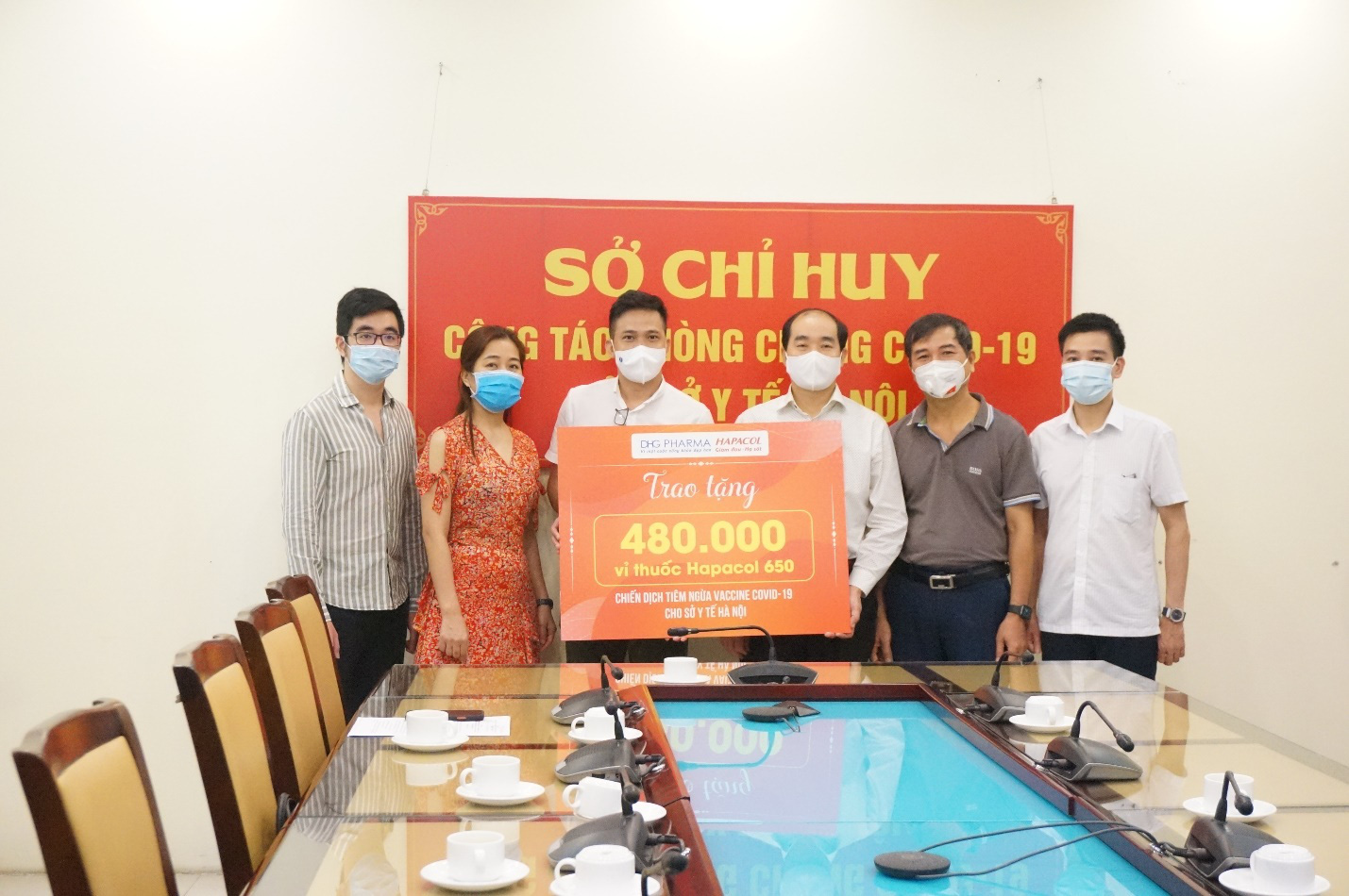 Nỗ lực của Dược Hậu Giang mang thuốc chất lượng cao đến người tiêu dùng - Ảnh 3. Nỗ lực của Dược Hậu Giang mang thuốc chất lượng cao đến người tiêu dùng - Ảnh 3.