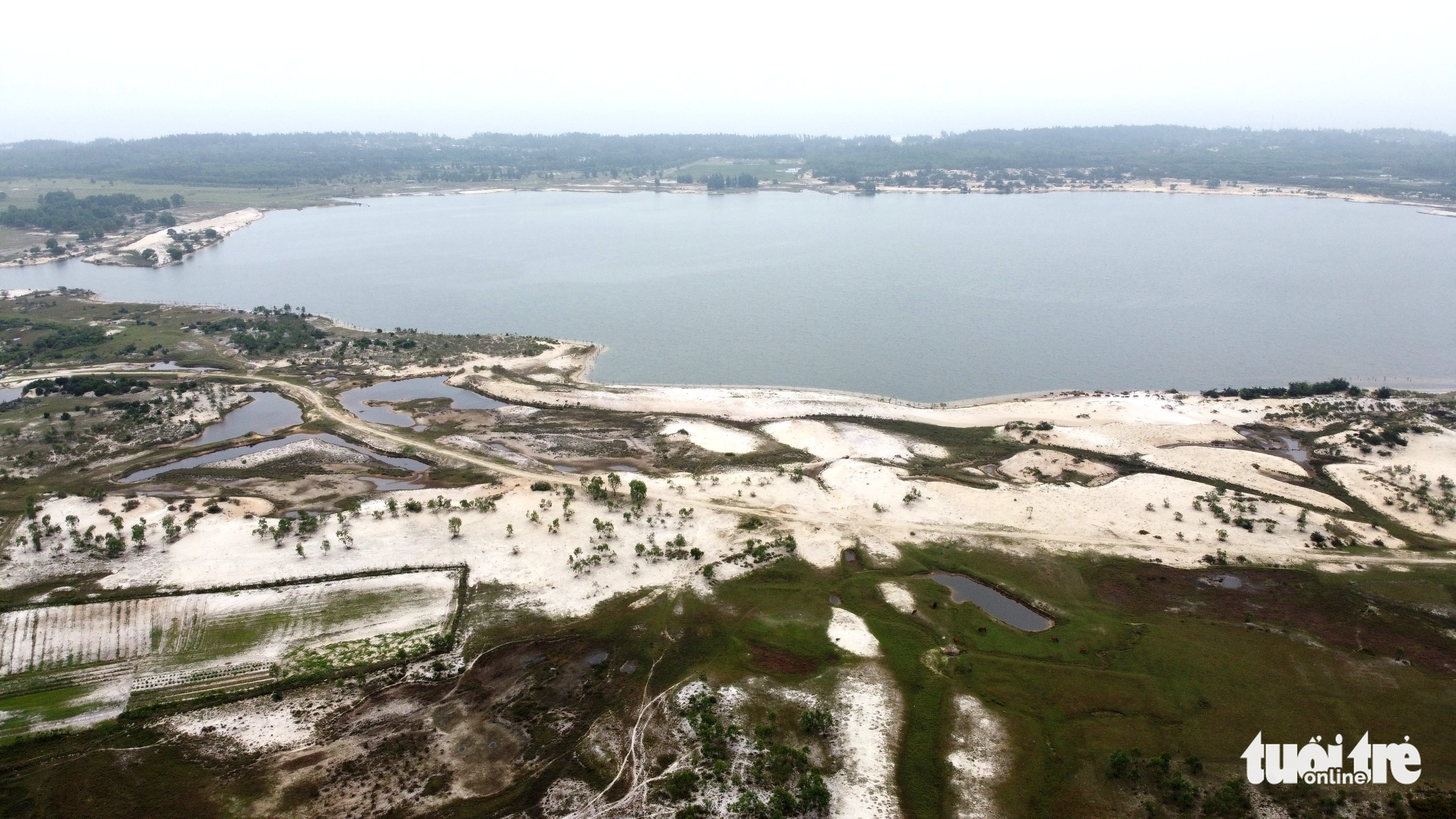 Hà Tĩnh tiếp tục đề xuất chấm dứt khai thác mỏ sắt lớn nhất Đông Nam Á - Ảnh 1. Hà Tĩnh tiếp tục đề xuất chấm dứt khai thác mỏ sắt lớn nhất Đông Nam Á - Ảnh 1.