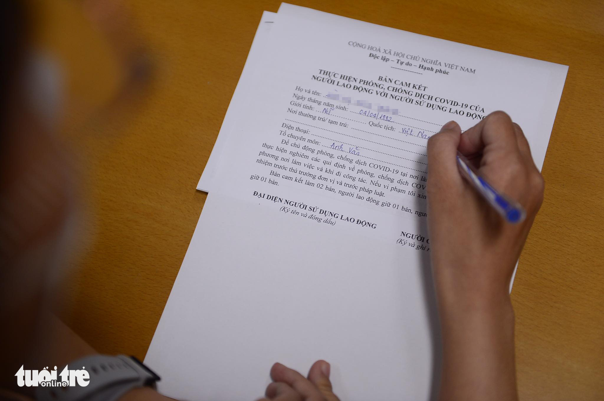 Cam kết tuân thủ phòng chống dịch: Vì đó là thói quen? - Ảnh 1. Cam kết tuân thủ phòng chống dịch: Vì đó là thói quen? - Ảnh 1.