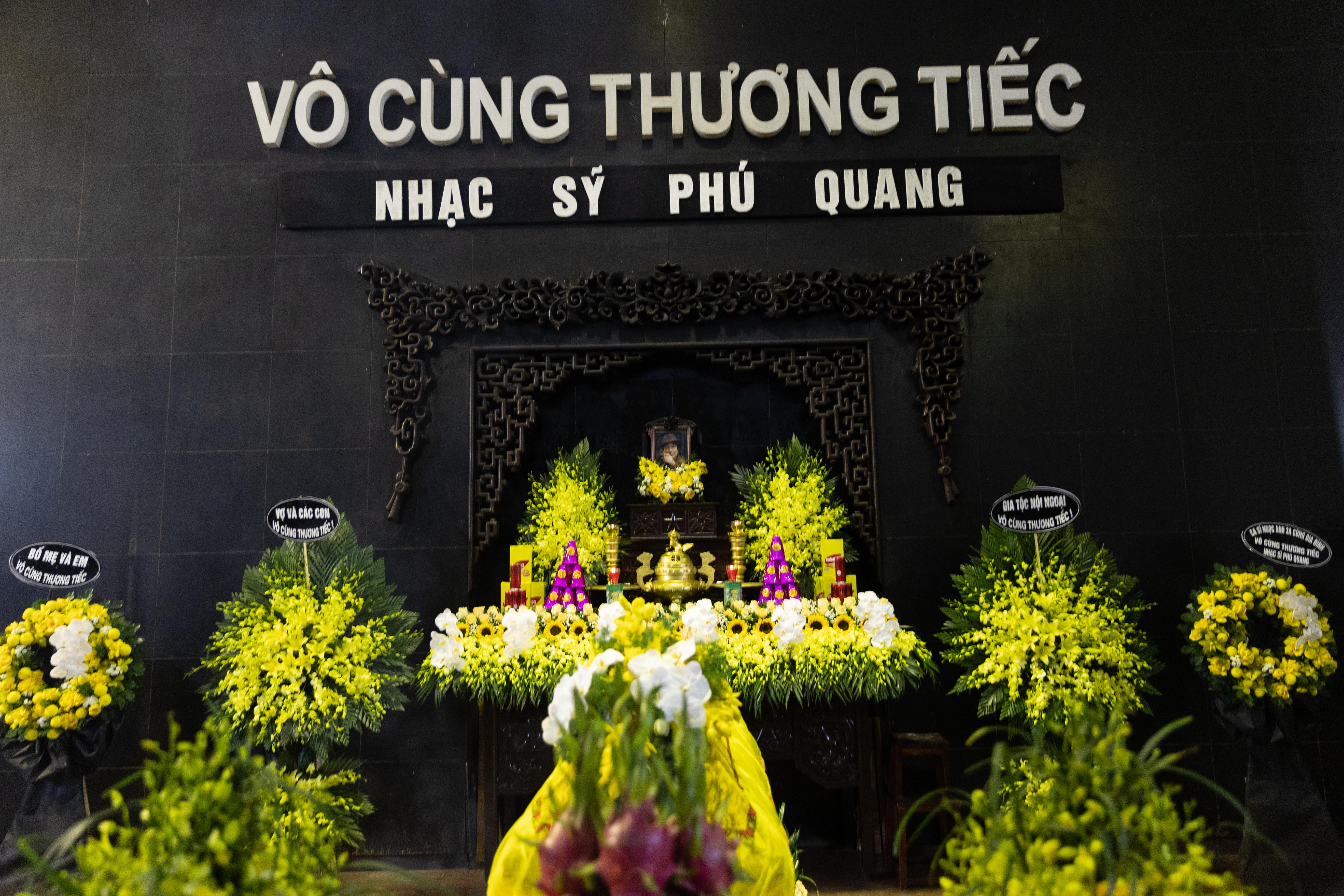 Tiễn biệt nhạc sĩ Phú Quang trong sáng mùa đông se lòng Hà Nội - Ảnh 5. Tiễn biệt nhạc sĩ Phú Quang trong sáng mùa đông se lòng Hà Nội - Ảnh 5.