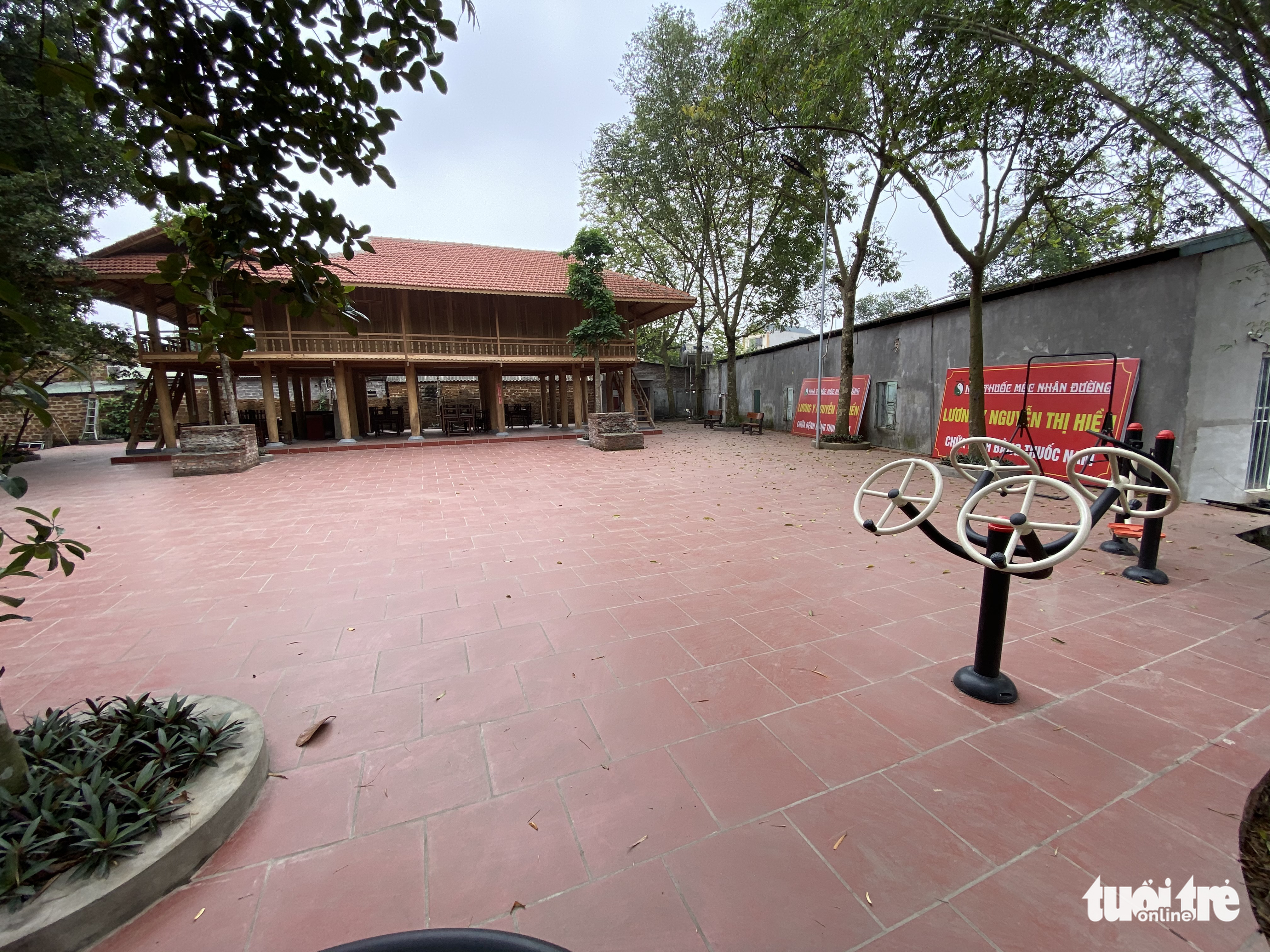 Phải trị dứt điểm nạn lương y giả rao bán thuốc dỏm qua mạng xã hội - Ảnh 2. Phải trị dứt điểm nạn lương y giả rao bán thuốc dỏm qua mạng xã hội - Ảnh 2.