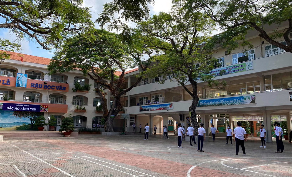 Bà Rịa - Vũng Tàu: Đầu tư đúng tầm cho giáo dục và những quả ngọt - Ảnh 2. Bà Rịa - Vũng Tàu: Đầu tư đúng tầm cho giáo dục và những quả ngọt - Ảnh 2.