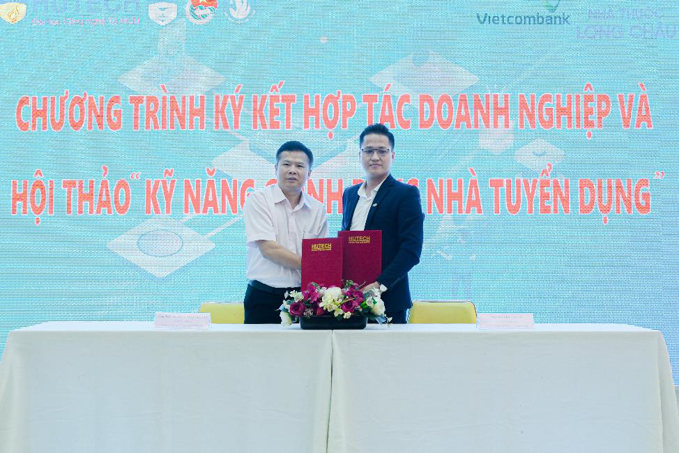Cơ hội đa dạng cho sinh viên Khoa Dược tại HUTECH - Ảnh 2. Cơ hội đa dạng cho sinh viên Khoa Dược tại HUTECH - Ảnh 2.
