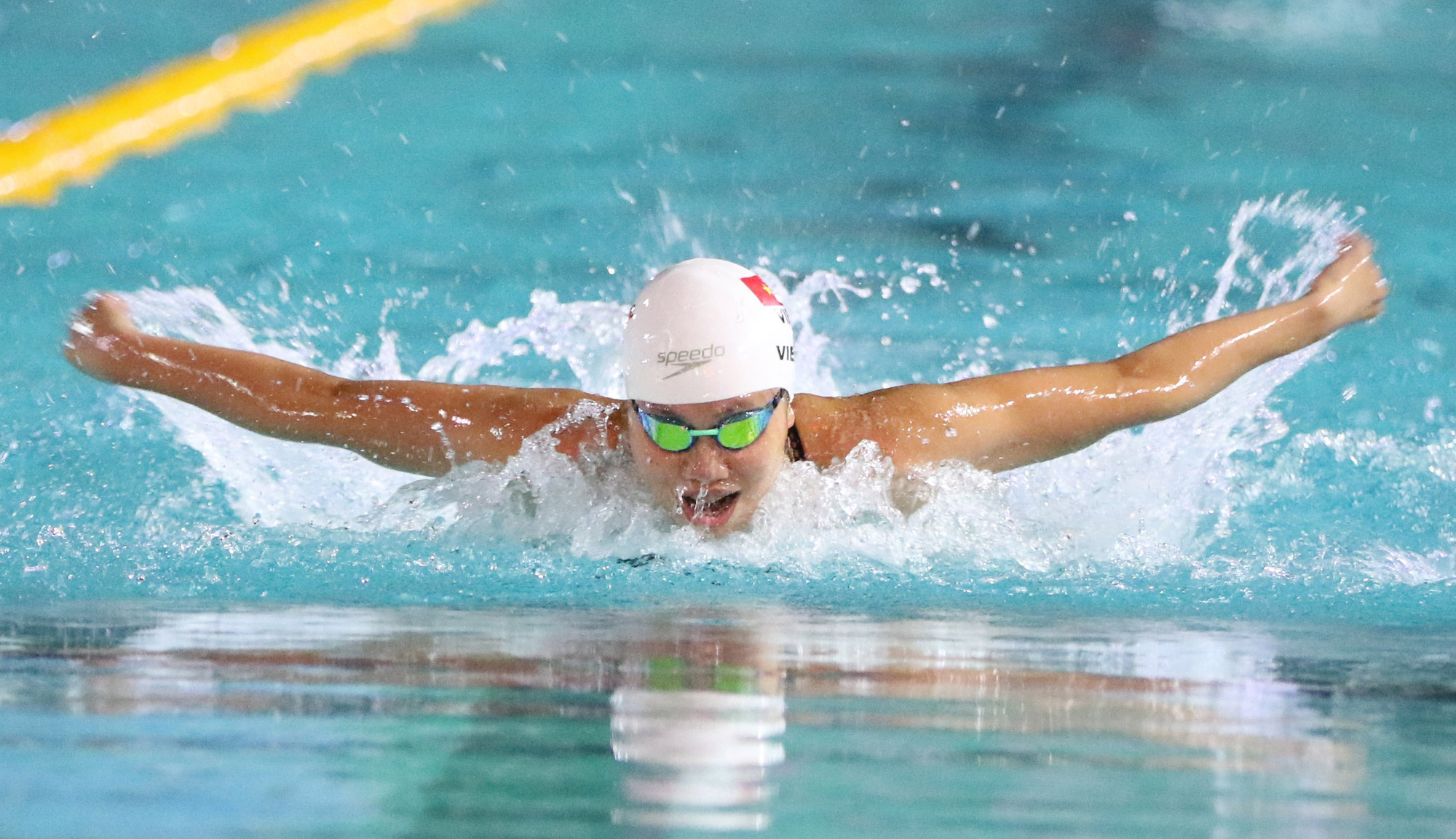 Chị em Ánh Viên gây bão ngày đầu giải quốc gia - Ảnh 1. Chị em Ánh Viên gây bão ngày đầu giải quốc gia - Ảnh 1.