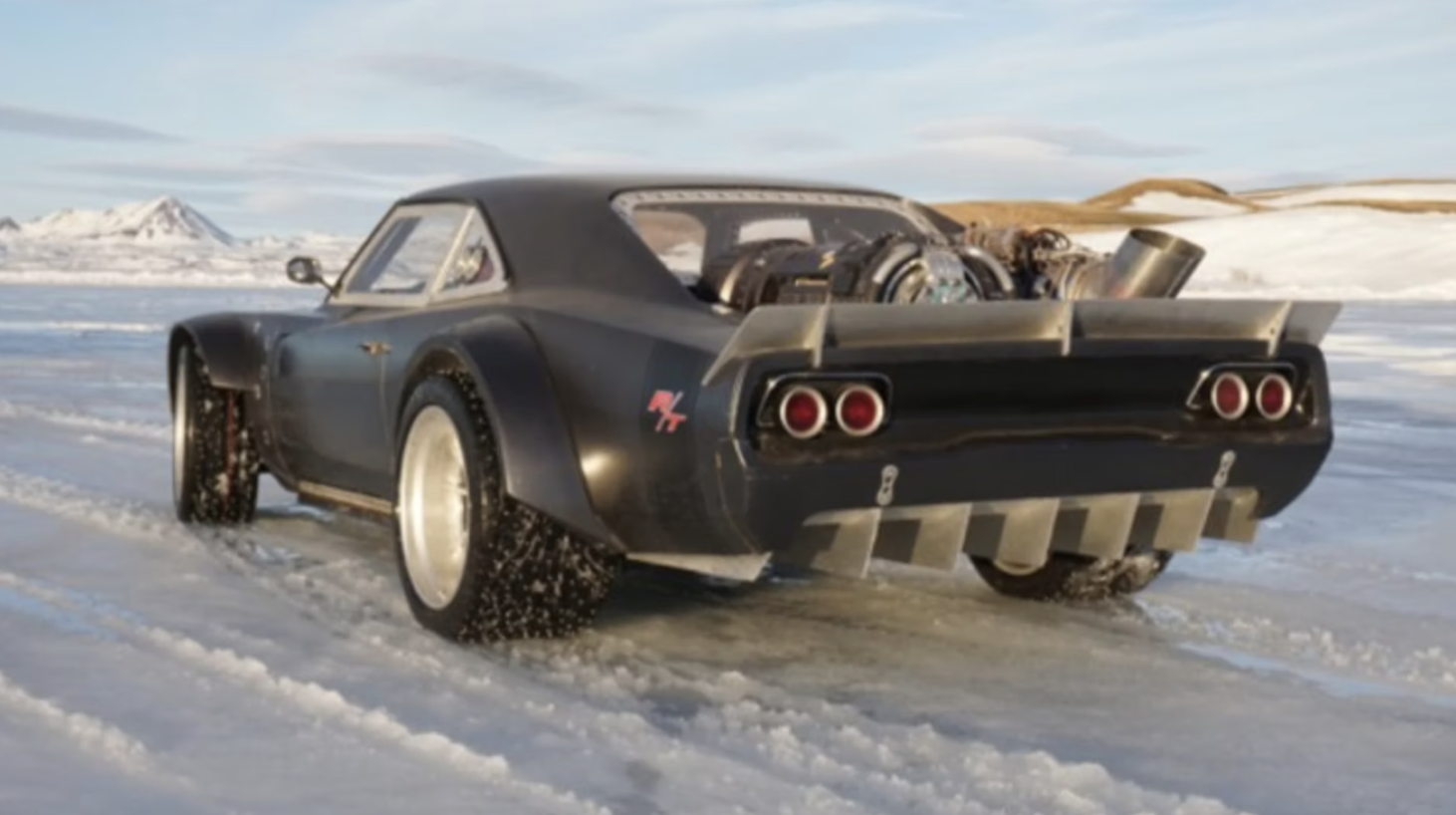 Choáng với 12.000 chiếc xe được dùng quay phim, 10 mẫu xe huyền thoại của Fast & Furious - Ảnh 5. Choáng với 12.000 chiếc xe được dùng quay phim, 10 mẫu xe huyền thoại của Fast & Furious - Ảnh 5.