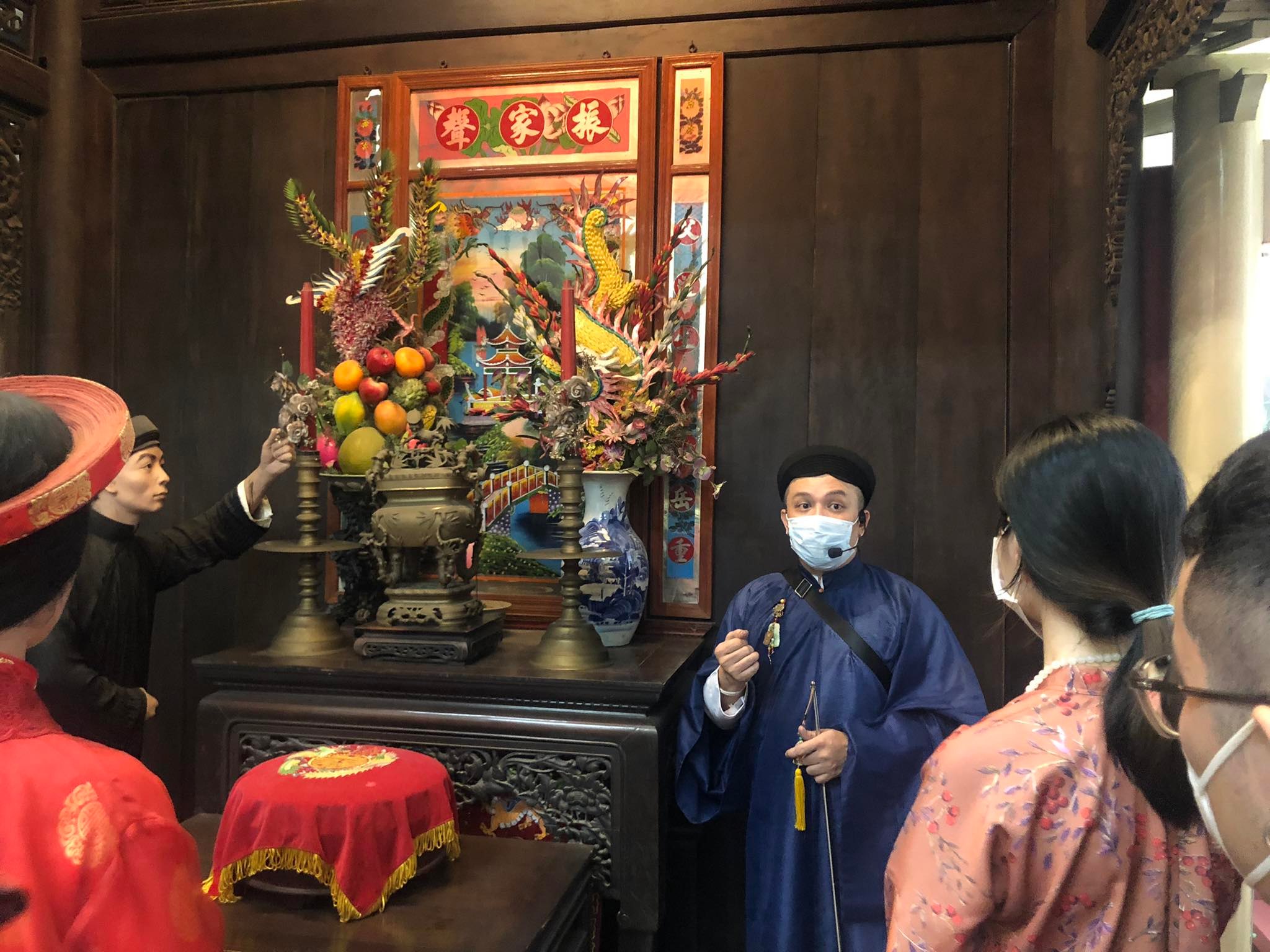 Mặc áo dài vô bảo tàng bị thu phí chụp ảnh: Lỗi ở... cô bán vé - Ảnh 1. Mặc áo dài vô bảo tàng bị thu phí chụp ảnh: Lỗi ở... cô bán vé - Ảnh 1.