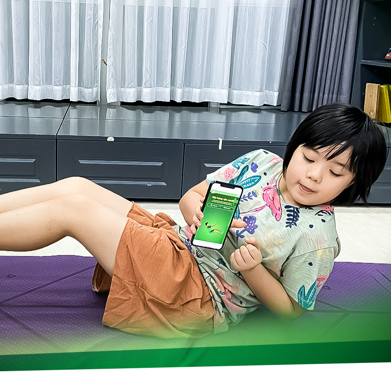 MC Minh Trang và Thùy Minh chia sẻ hành trình cùng con năng động khắp nơi - Ảnh 2.