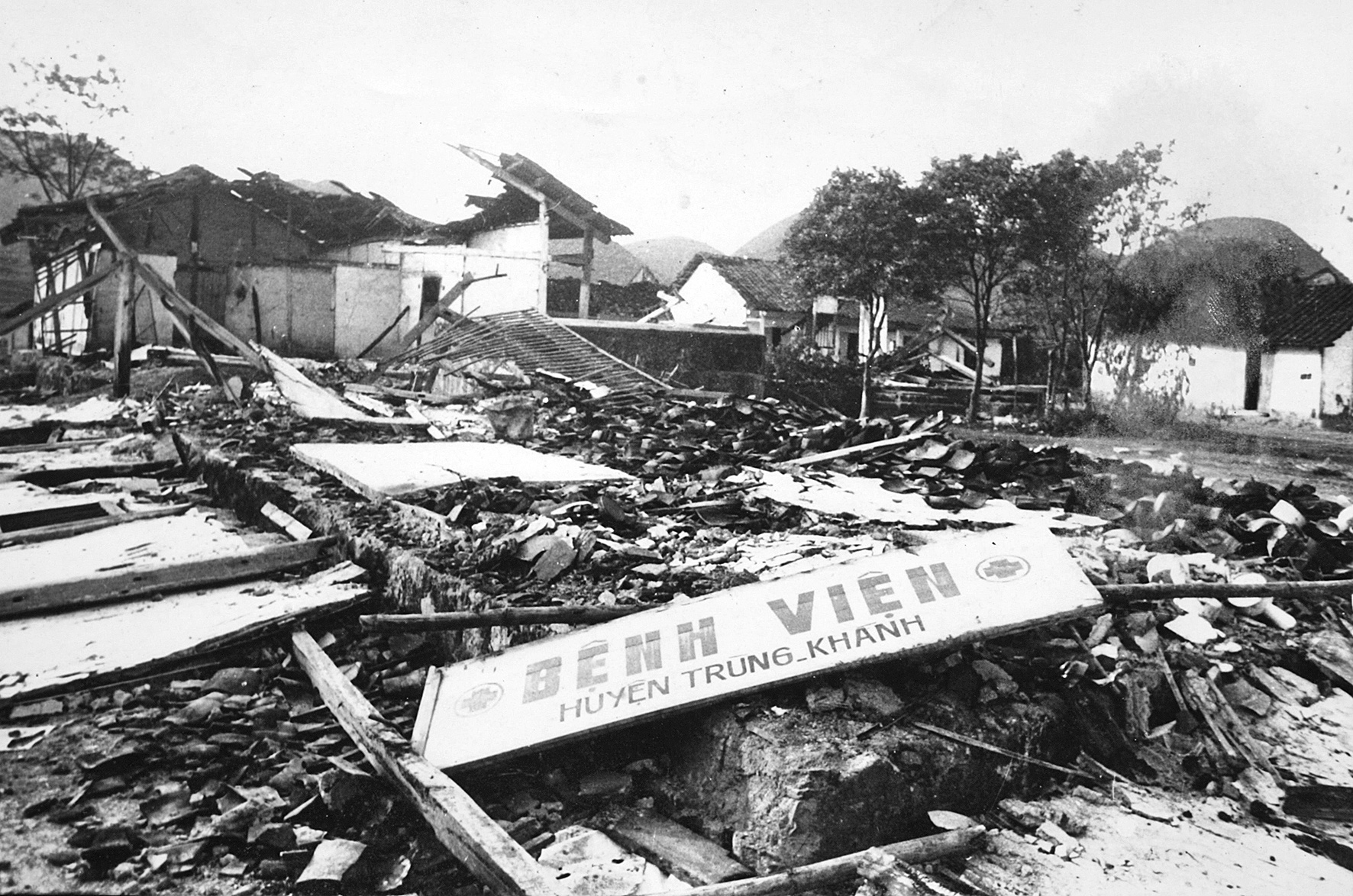 Phóng viên chiến trường hồi ức quân dân biên giới anh dũng chống quân Trung Quốc ngày 17-2-1979 - Ảnh 2. Phóng viên chiến trường hồi ức quân dân biên giới anh dũng chống quân Trung Quốc ngày 17-2-1979 - Ảnh 2.