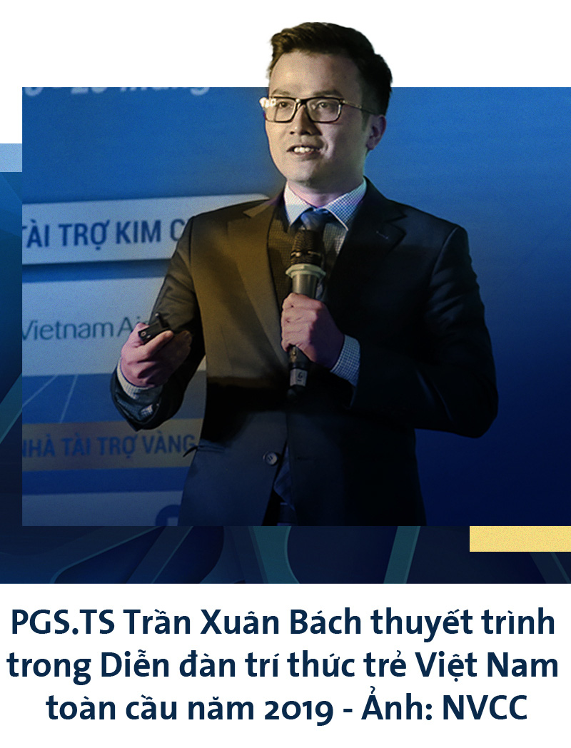PGS Trần Xuân Bách: Làm khoa học như leo lên đỉnh núi mù sương - Ảnh 4.