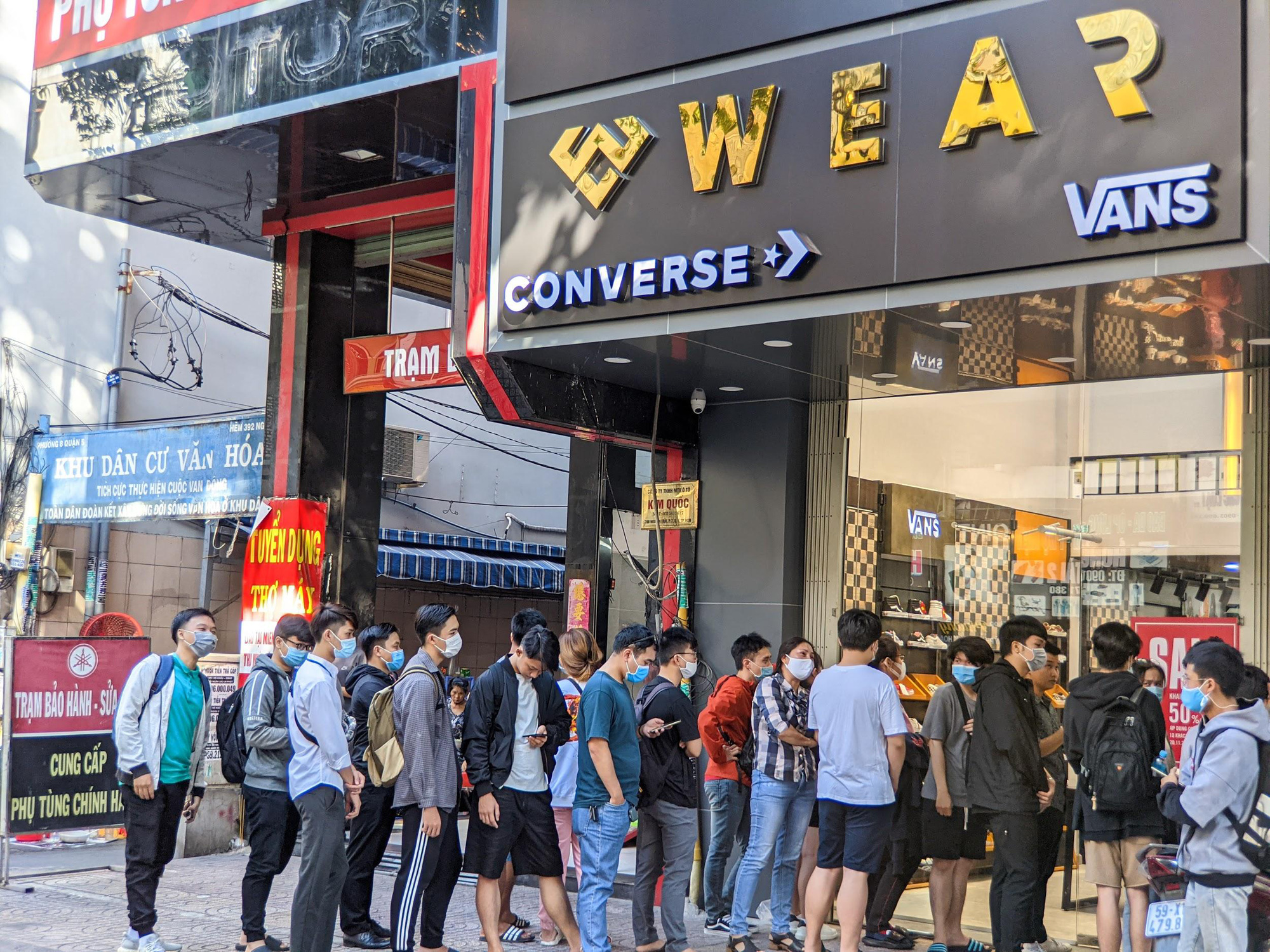 WearVN - nhà phân phối giày Converse, Vans chính hãng - Ảnh 1. WearVN - nhà phân phối giày Converse, Vans chính hãng - Ảnh 1.