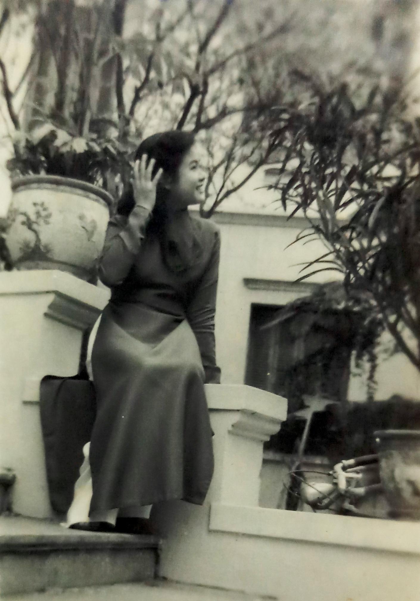 Nghệ sĩ Lê Hằng qua đời: Khi Hà Nội giữ một tà áo xanh - Ảnh 6. Nghệ sĩ Lê Hằng qua đời: Khi Hà Nội giữ một tà áo xanh - Ảnh 6.