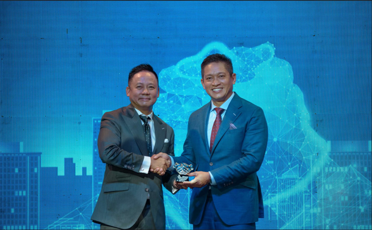 Tư duy khác biệt của nhà sáng lập T99: Đầu tư công nghệ khẳng định vị thế - Ảnh 1. Tư duy khác biệt của nhà sáng lập T99: Đầu tư công nghệ khẳng định vị thế - Ảnh 1.