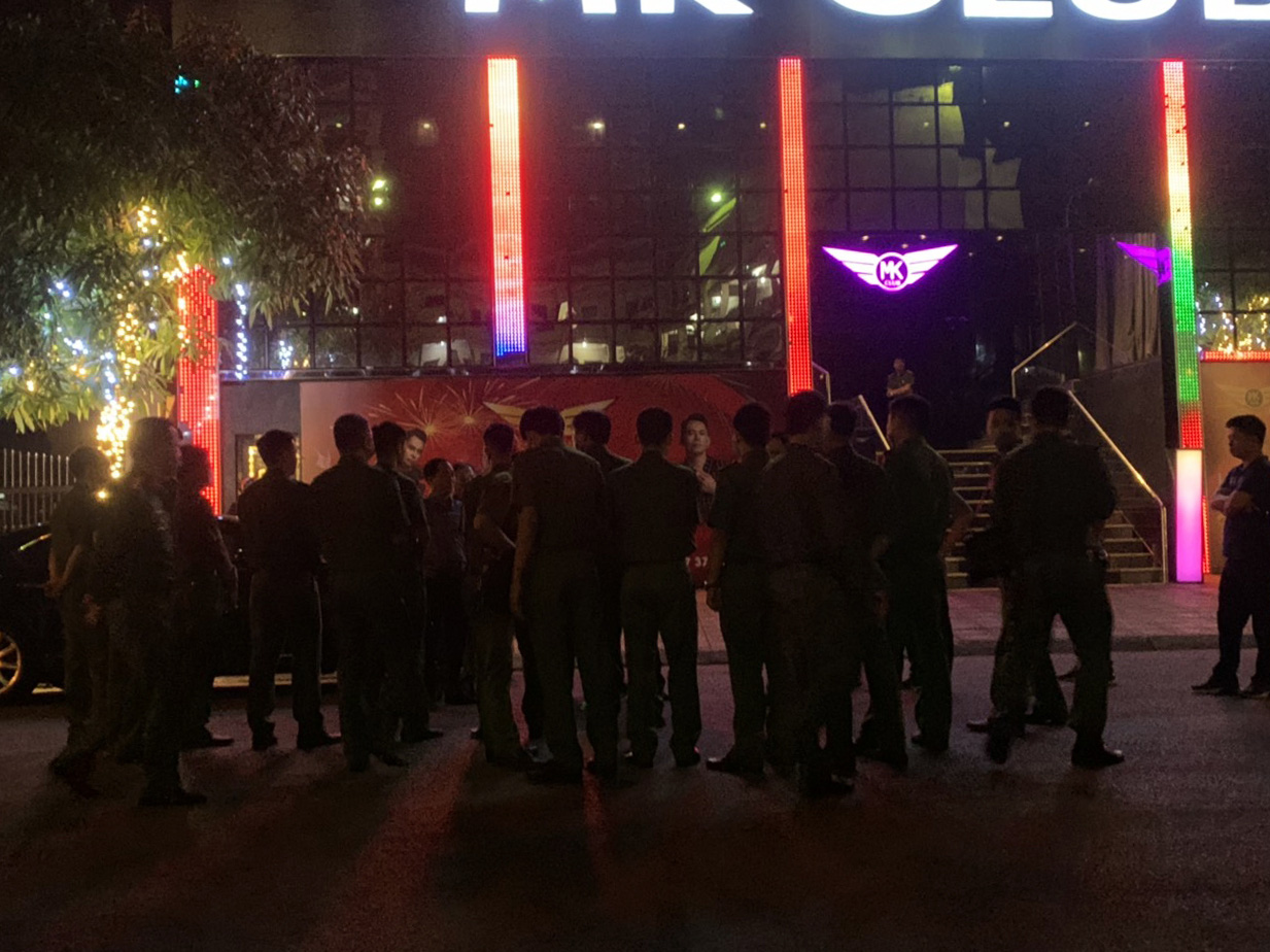Đột kích bar lớn nhất TP Thái Bình, phát hiện hàng chục người dương tính ma túy - Ảnh 1. Đột kích bar lớn nhất TP Thái Bình, phát hiện hàng chục người dương tính ma túy - Ảnh 1.