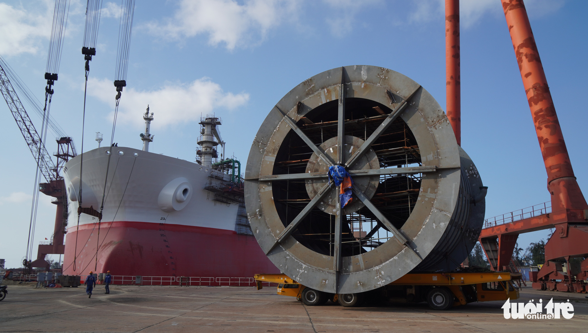 Độ tàu dầu hạng khủng thế giới ở Việt Nam - Ảnh 16. Độ tàu dầu hạng khủng thế giới ở Việt Nam - Ảnh 16.