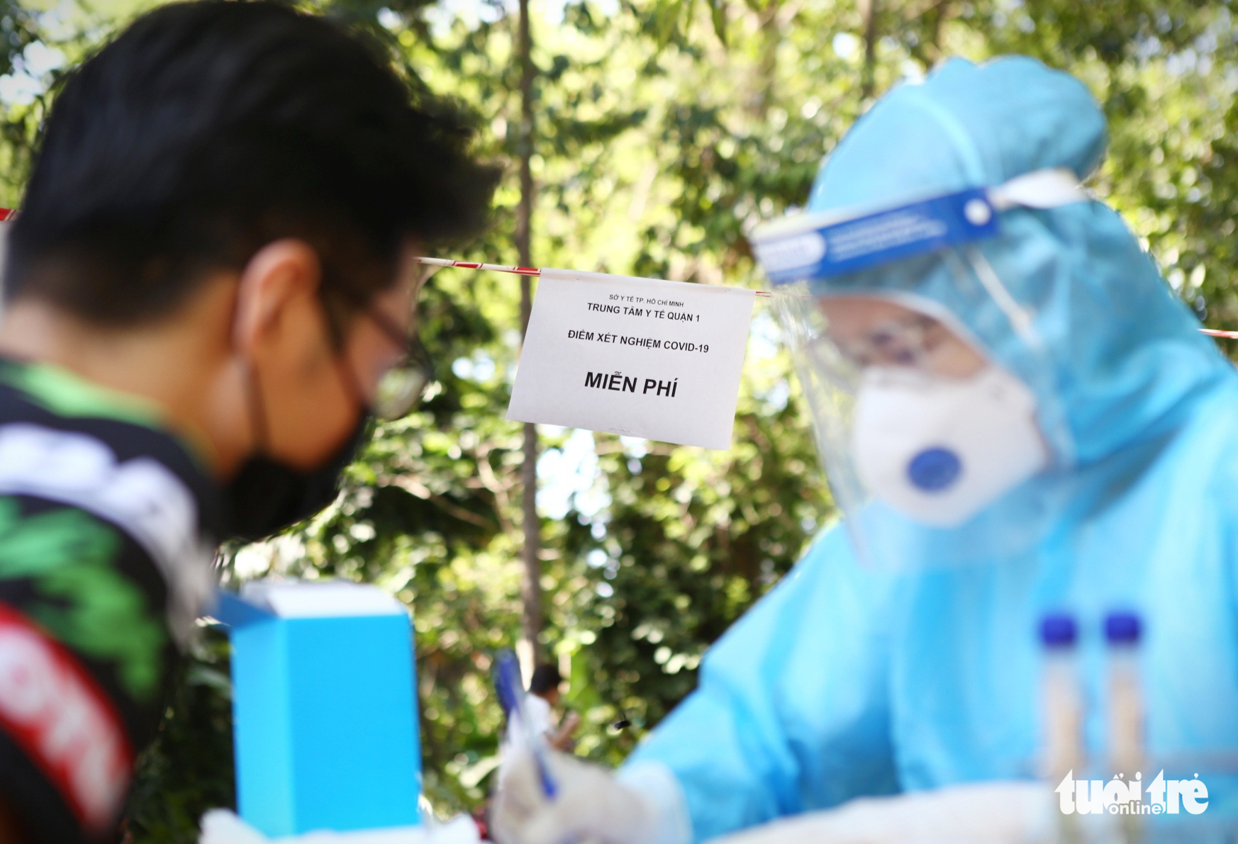 Tối 10-5, thêm 16 ca mắc COVID-19 ở cộng đồng - Ảnh 1. Tối 10-5, thêm 16 ca mắc COVID-19 ở cộng đồng - Ảnh 1.