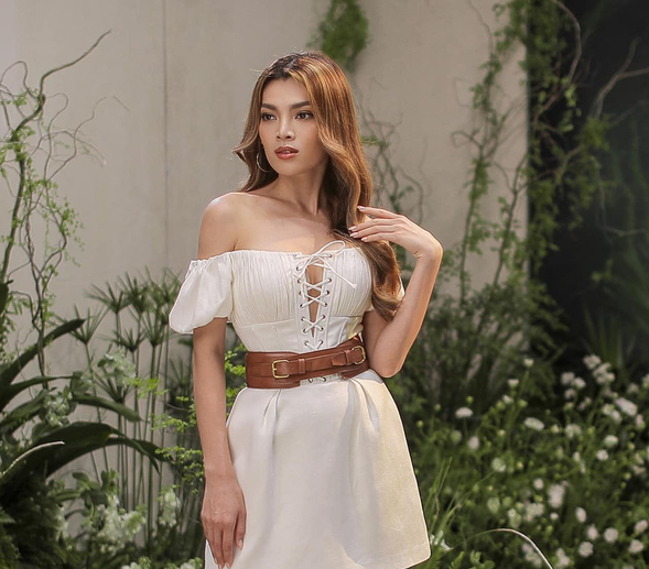 Đạo diễn Mỹ Khanh, ca sĩ Thủy Tiên nói về khán giả nuôi nghệ sĩ - Ảnh 4. Đạo diễn Mỹ Khanh, ca sĩ Thủy Tiên nói về khán giả nuôi nghệ sĩ - Ảnh 4.