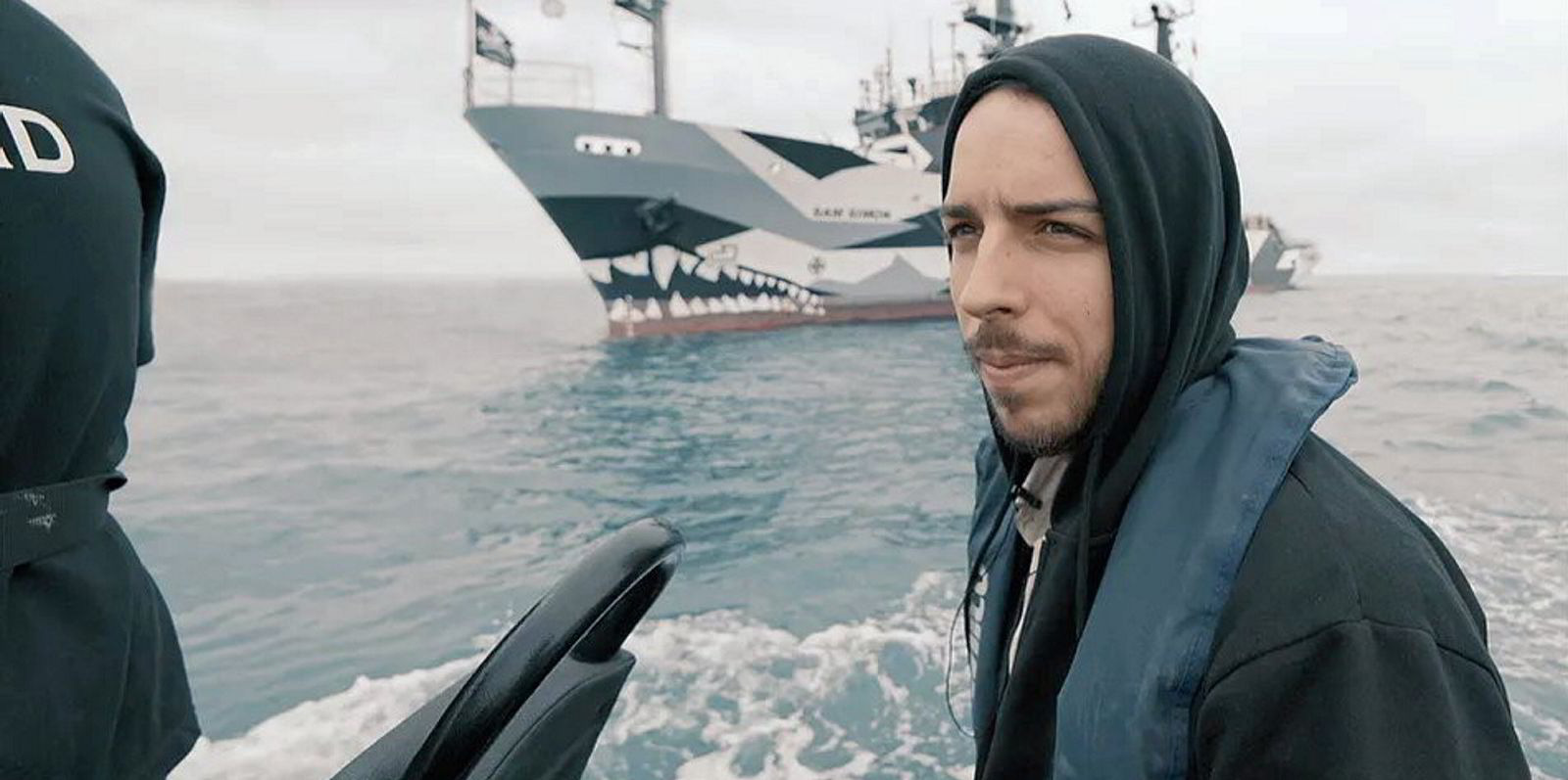 Seaspiracy - Sự thật về nghề cá bền vững - Máu của cá và của đại dương - Ảnh 4. Seaspiracy - Sự thật về nghề cá bền vững - Máu của cá và của đại dương - Ảnh 4.