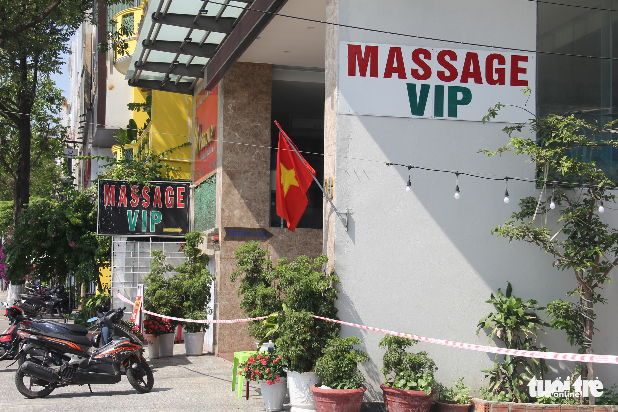Nữ nhân viên khu vực massage khách sạn Phú An dương tính lần 1, ráo riết truy vết người tiếp xúc - Ảnh 1. Nữ nhân viên khu vực massage khách sạn Phú An dương tính lần 1, ráo riết truy vết người tiếp xúc - Ảnh 1.