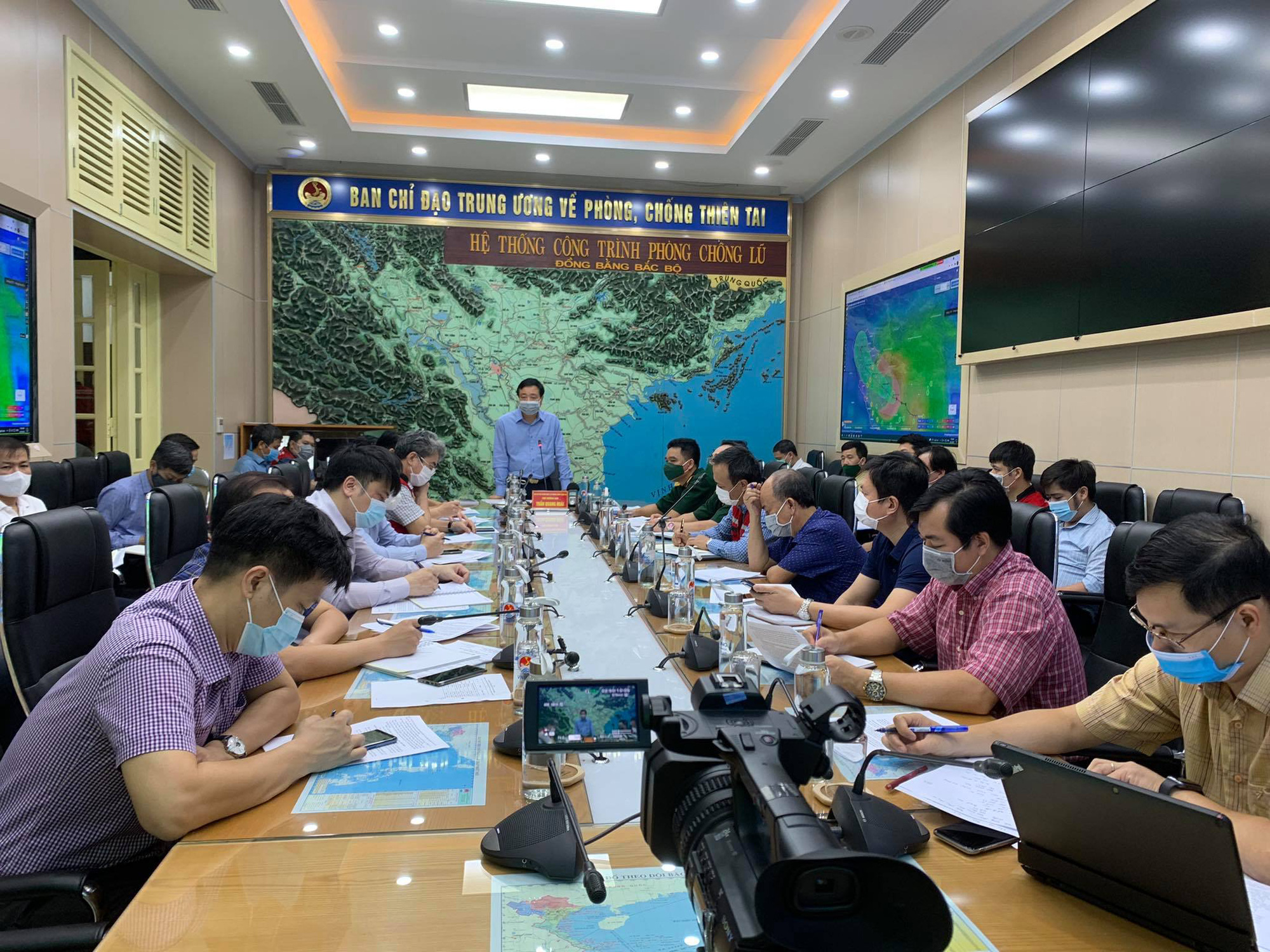 Bão số 2 hướng vào các tỉnh nam đồng bằng Bắc Bộ và Thanh Hóa - Ảnh 2. Bão số 2 hướng vào các tỉnh nam đồng bằng Bắc Bộ và Thanh Hóa - Ảnh 2.