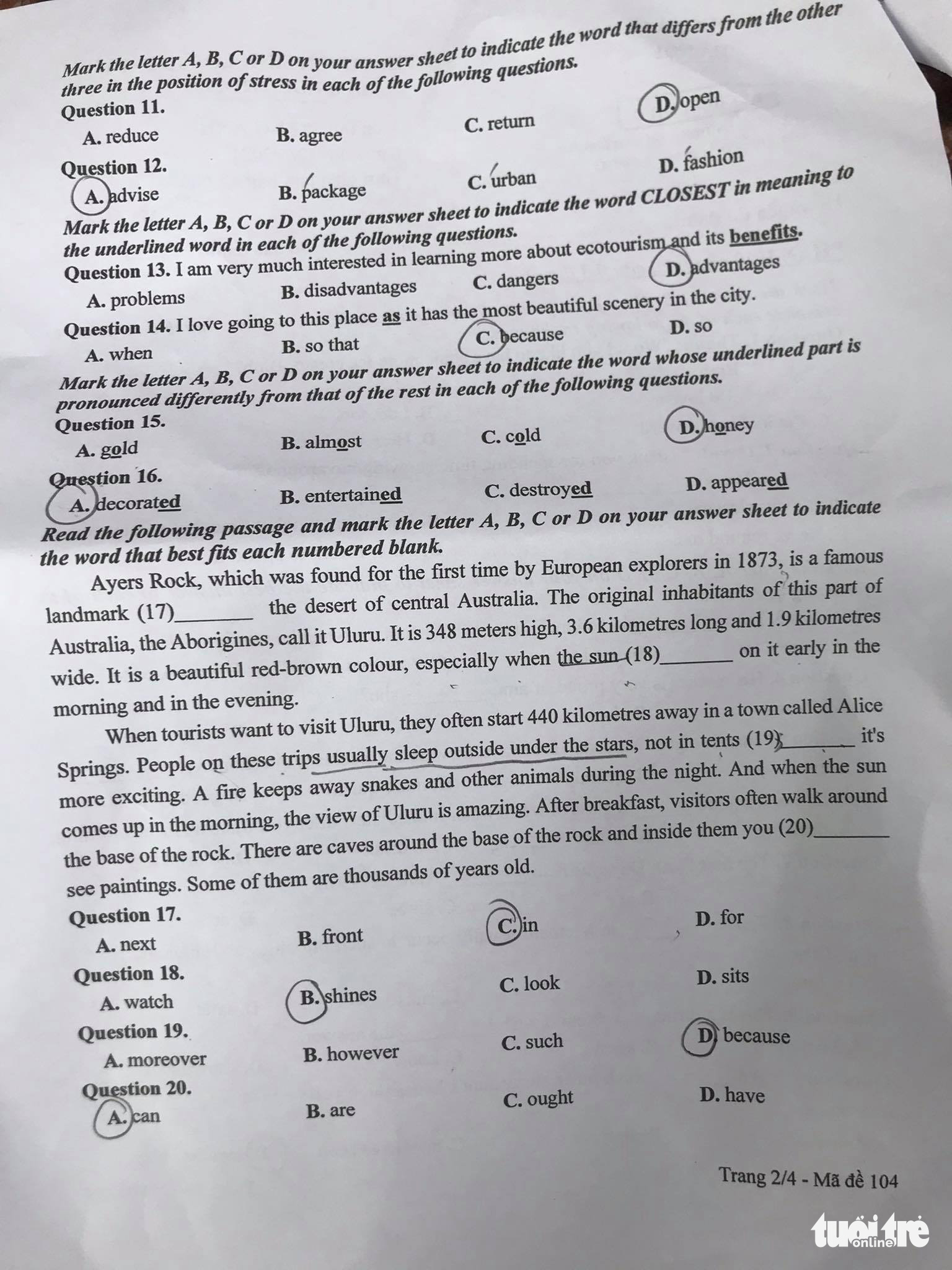 Đề chính thức môn tiếng Anh thi tuyển lớp 10 ở Hà Nội năm 2021 - Ảnh 2. Đề chính thức môn tiếng Anh thi tuyển lớp 10 ở Hà Nội năm 2021 - Ảnh 2.