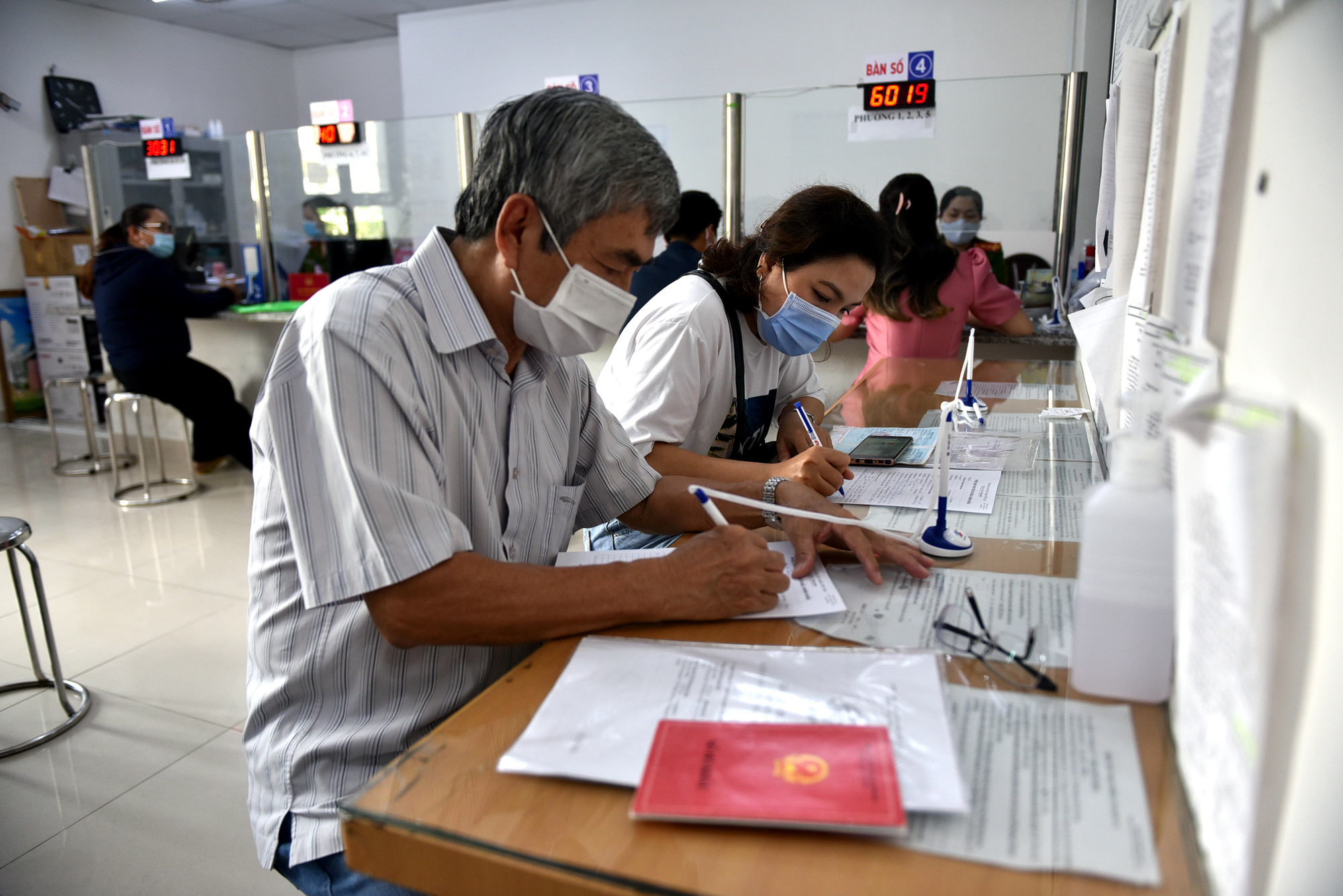 Cơ sở dữ liệu quốc gia về dân cư hoạt động: Người dân được lợi gì? - Ảnh 2. Cơ sở dữ liệu quốc gia về dân cư hoạt động: Người dân được lợi gì? - Ảnh 2.