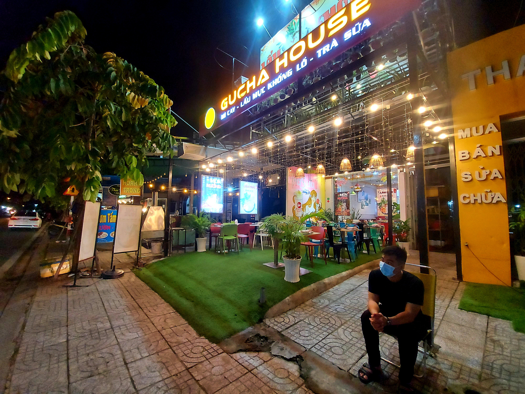 Ninh Kiều và Cái Răng, Cần Thơ đêm trước giờ G - Ảnh 1.