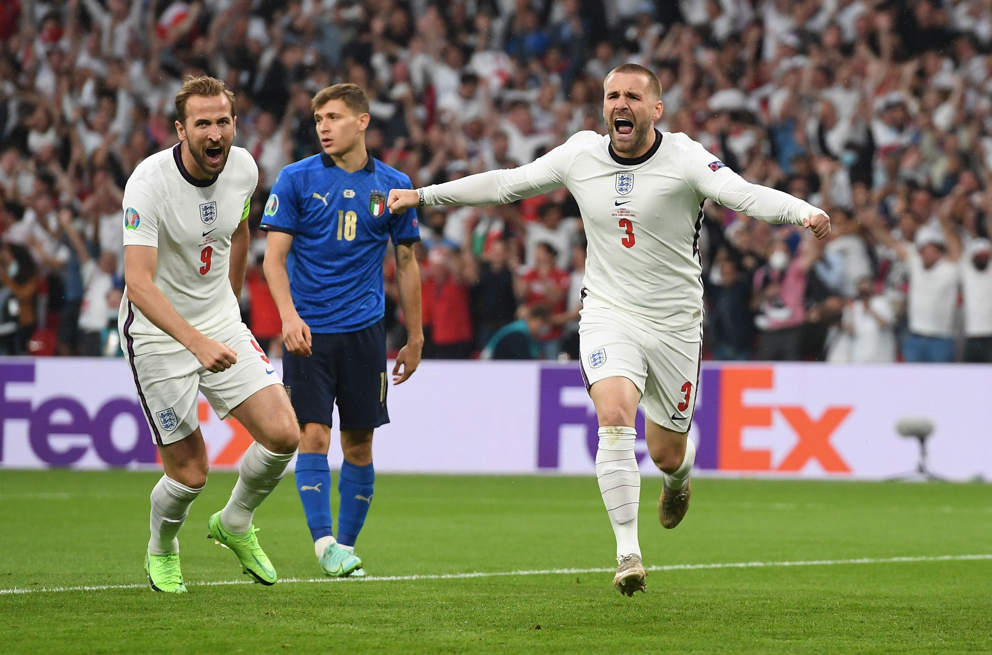 Những khoảnh khắc định đoạt trận chung kết Euro 2020 - Ảnh 3. Những khoảnh khắc định đoạt trận chung kết Euro 2020 - Ảnh 3.