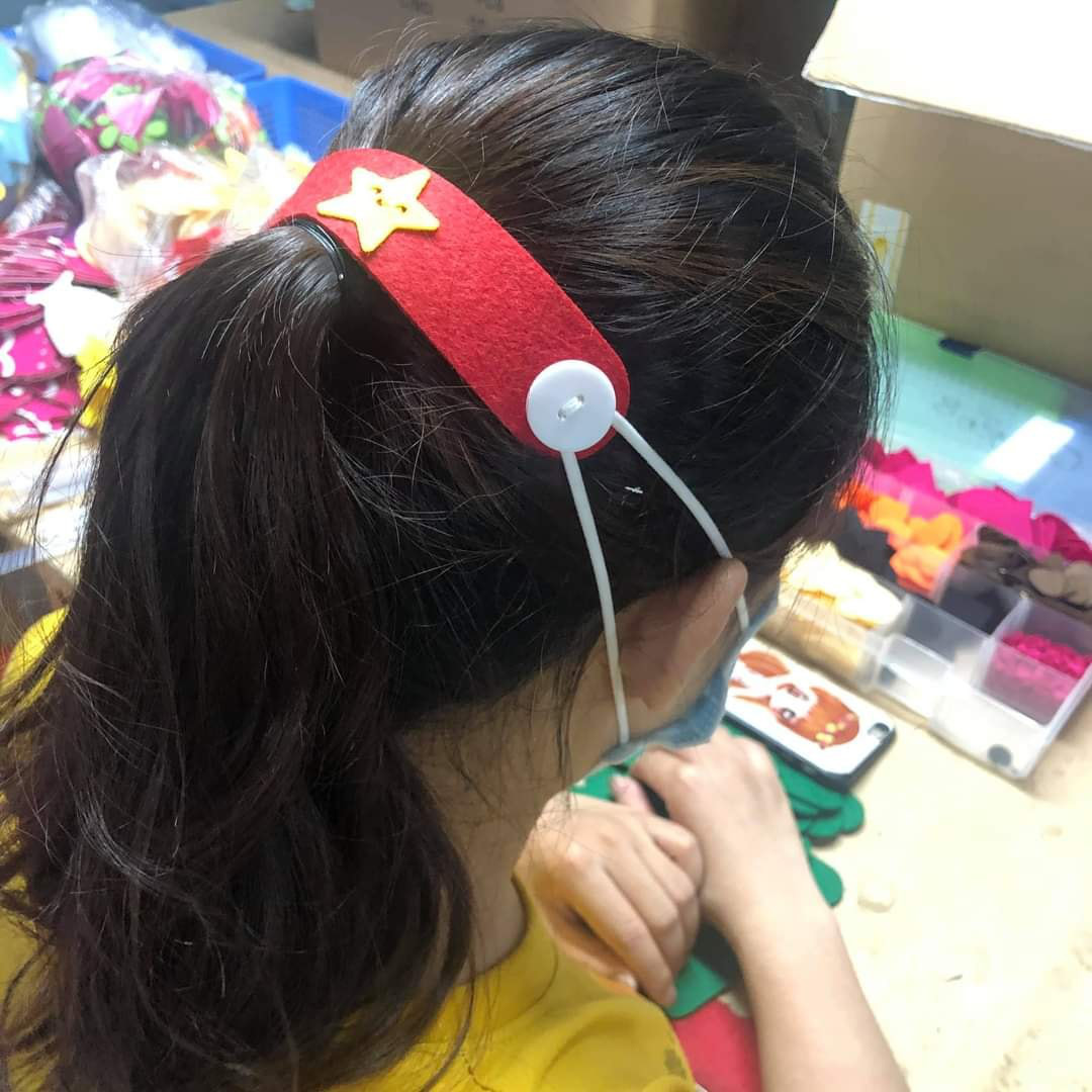 Hàng ngàn tai giả đeo khẩu trang từ Hà Nội gửi tặng TP.HCM chống dịch - Ảnh 2. Hàng ngàn tai giả đeo khẩu trang từ Hà Nội gửi tặng TP.HCM chống dịch - Ảnh 2.