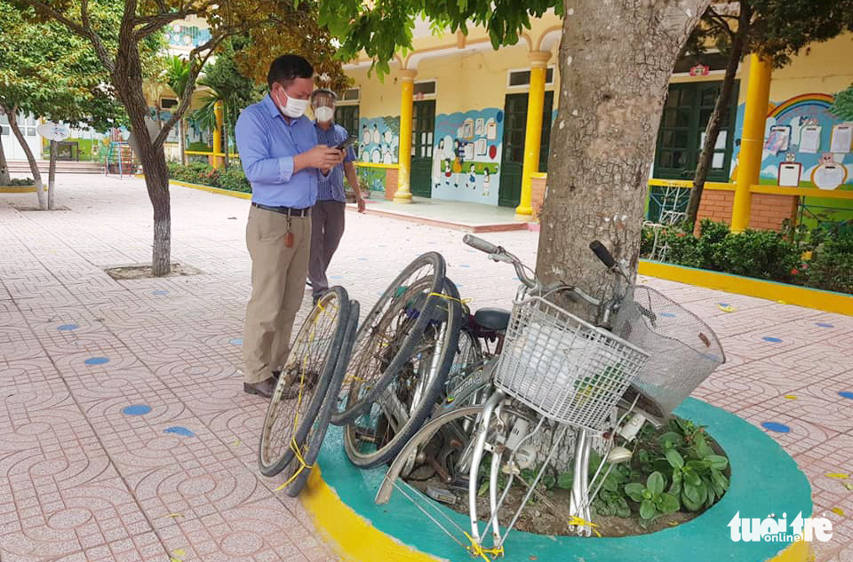 4 mẹ con người Nghệ An đạp xe tránh dịch đoàn tụ ở quê nhà - Ảnh 3. 4 mẹ con người Nghệ An đạp xe tránh dịch đoàn tụ ở quê nhà - Ảnh 3.
