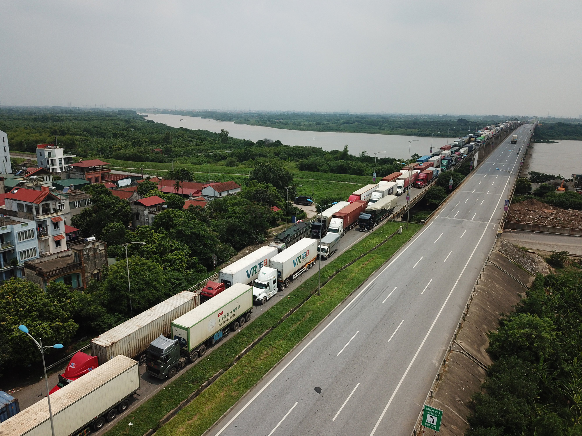 Đề nghị các sở giao thông vận tải hướng dẫn đơn vị vận tải đăng ký ‘luồng xanh’ - Ảnh 1. Đề nghị các sở giao thông vận tải hướng dẫn đơn vị vận tải đăng ký ‘luồng xanh’ - Ảnh 1.