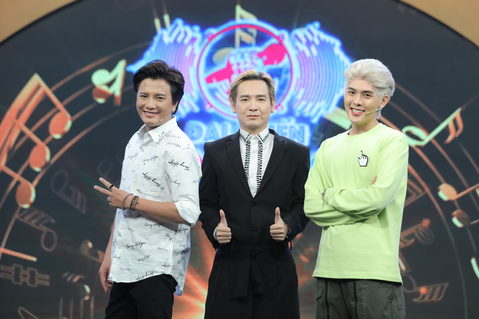 Việt Quang trong gameshow cuối cùng - Ảnh 2. Việt Quang trong gameshow cuối cùng - Ảnh 2.